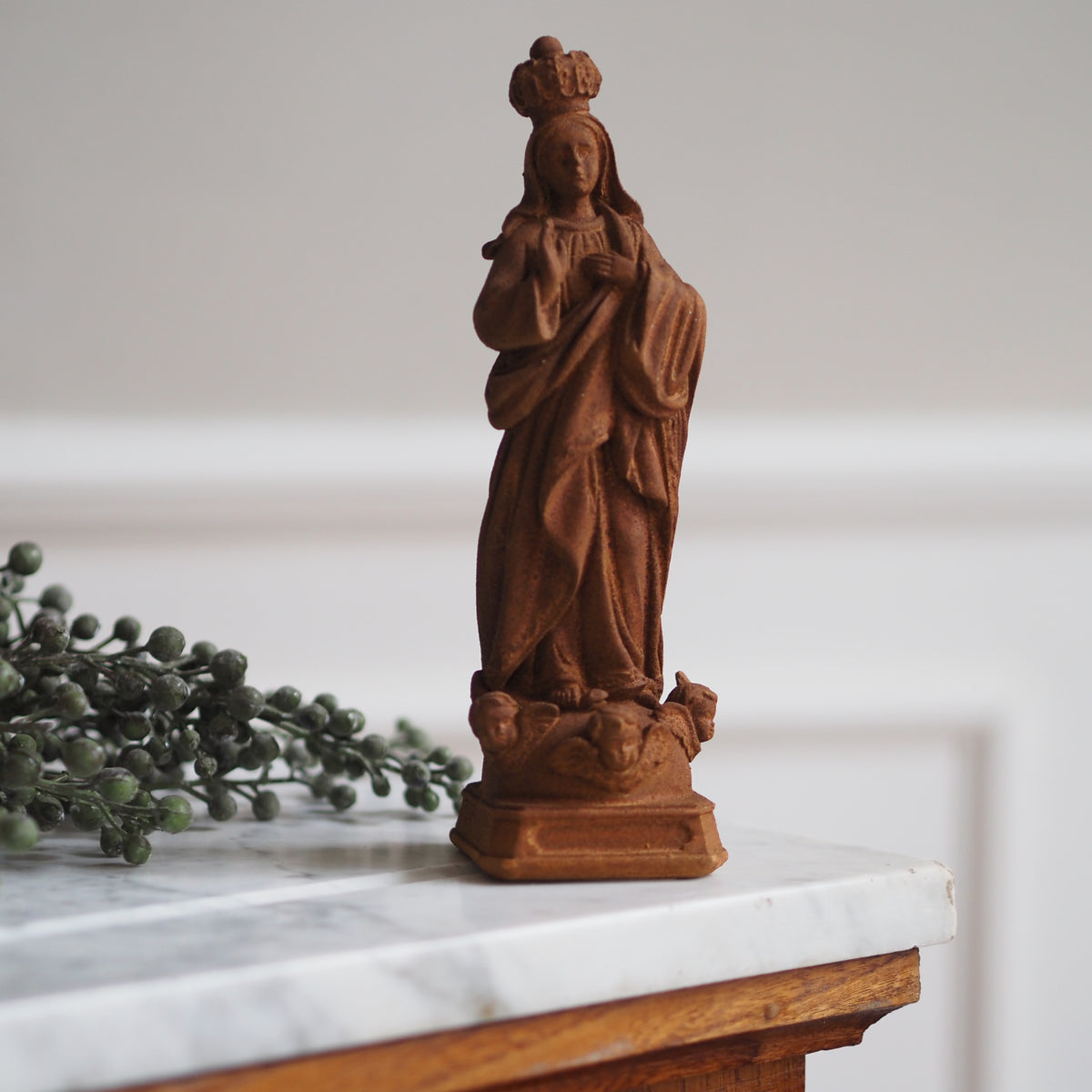 Madonnenfigur · Gekrönte Muttergottes nach barocker Vorlage