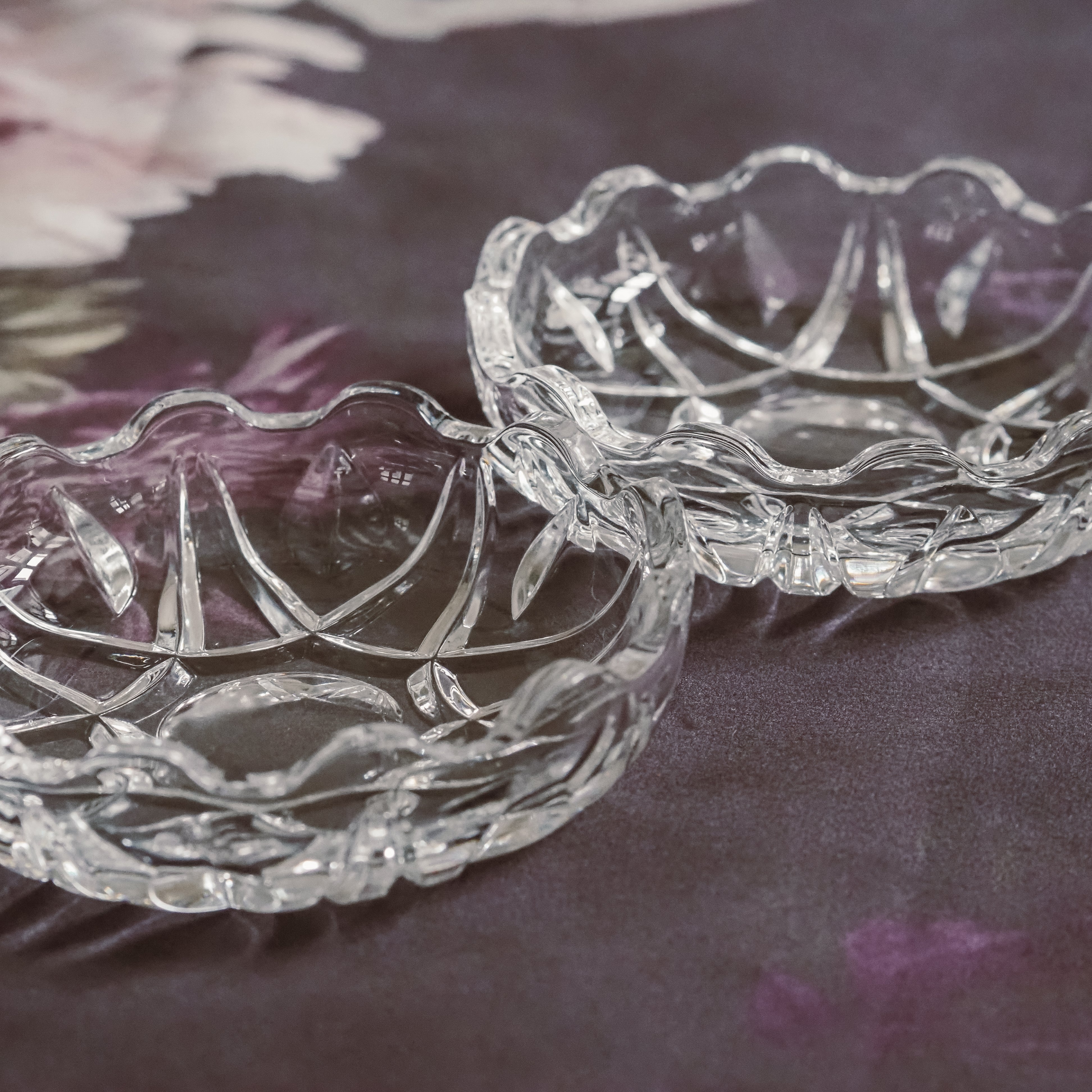 Glas Schalen Set · Sternschliff / Pressglas · 20. Jh.