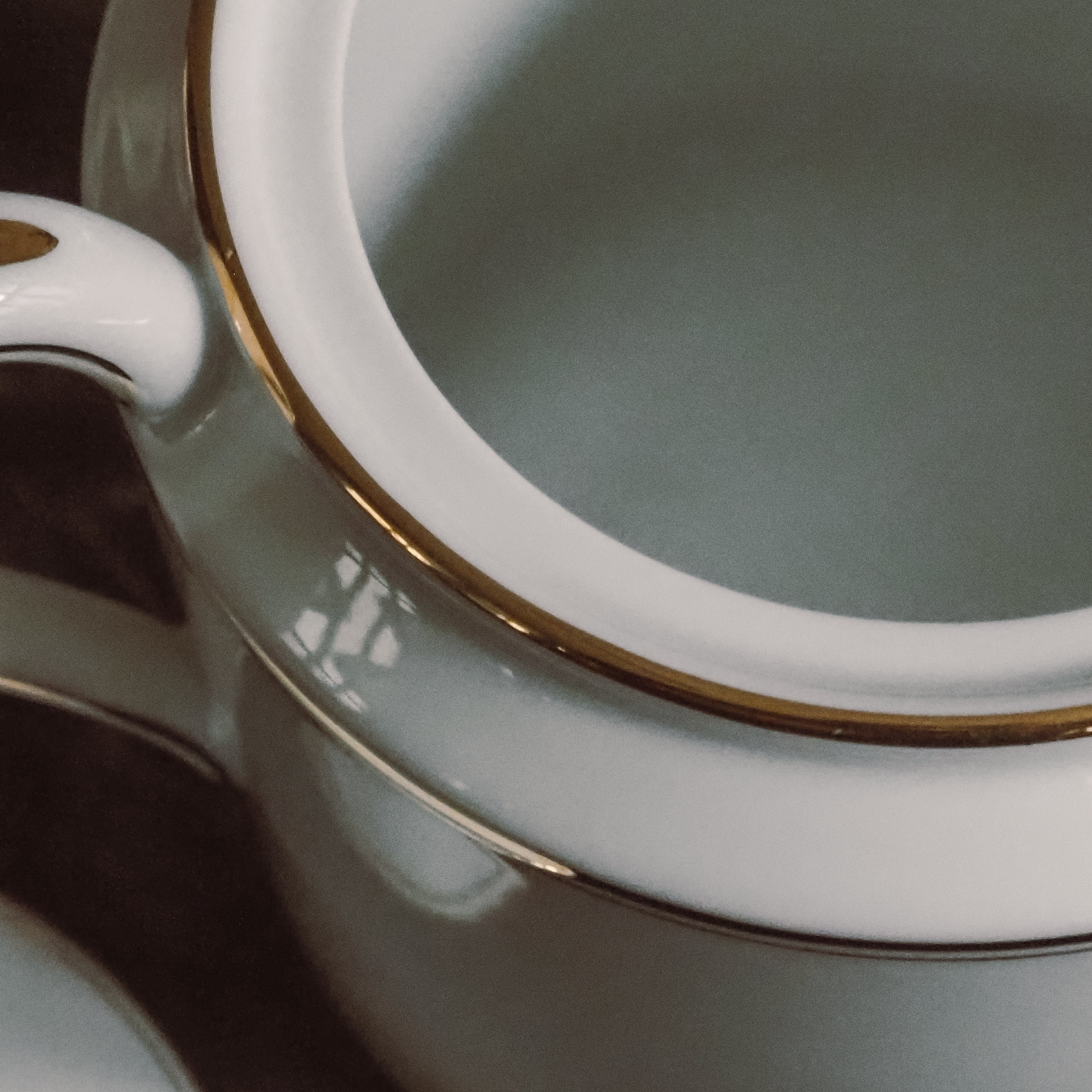 Porzandose mit Deckel · Limoges Haviland / klassisches Tischgefäß