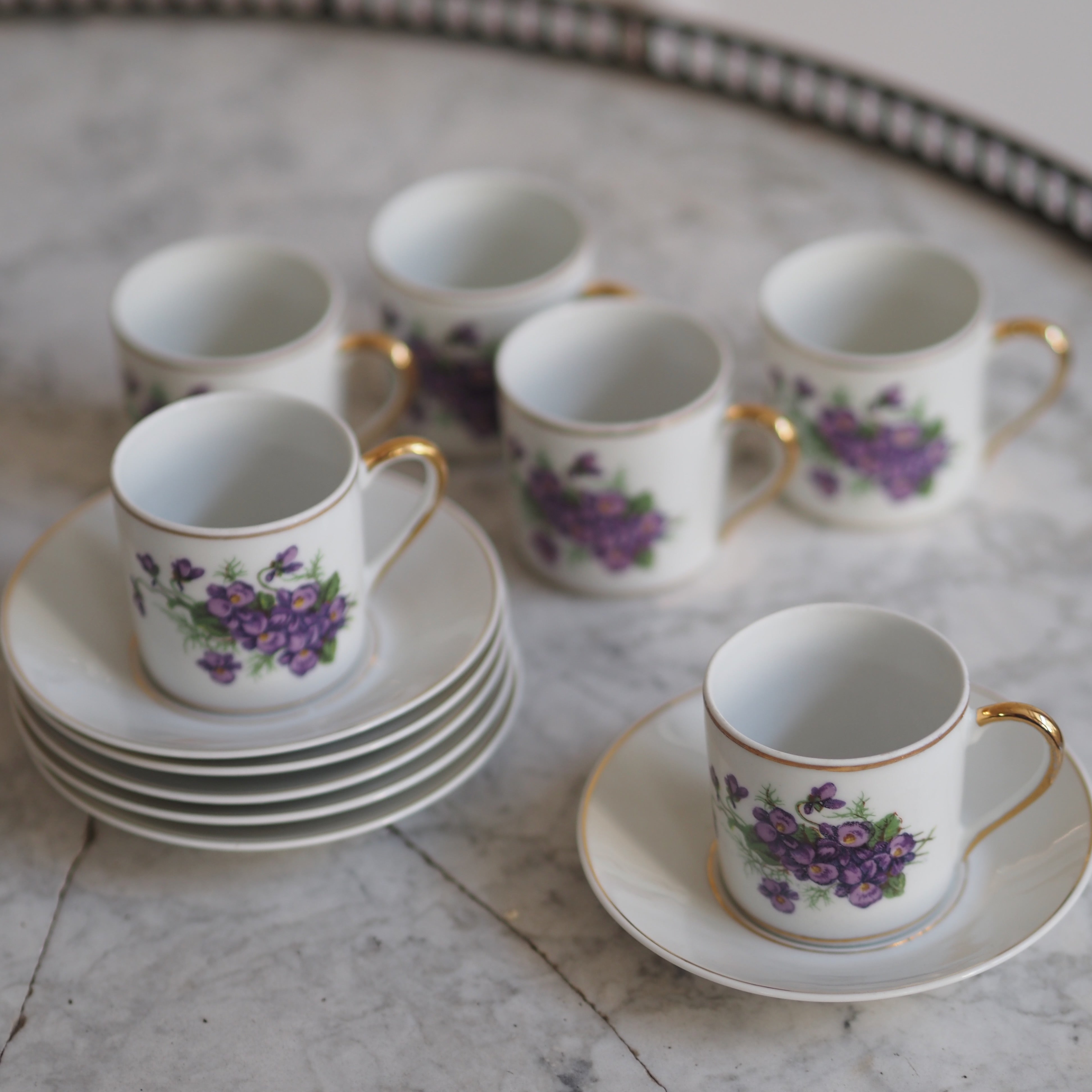 Miniatur-Kaffeeservice · 6er Set mit violettem Blütendekor
