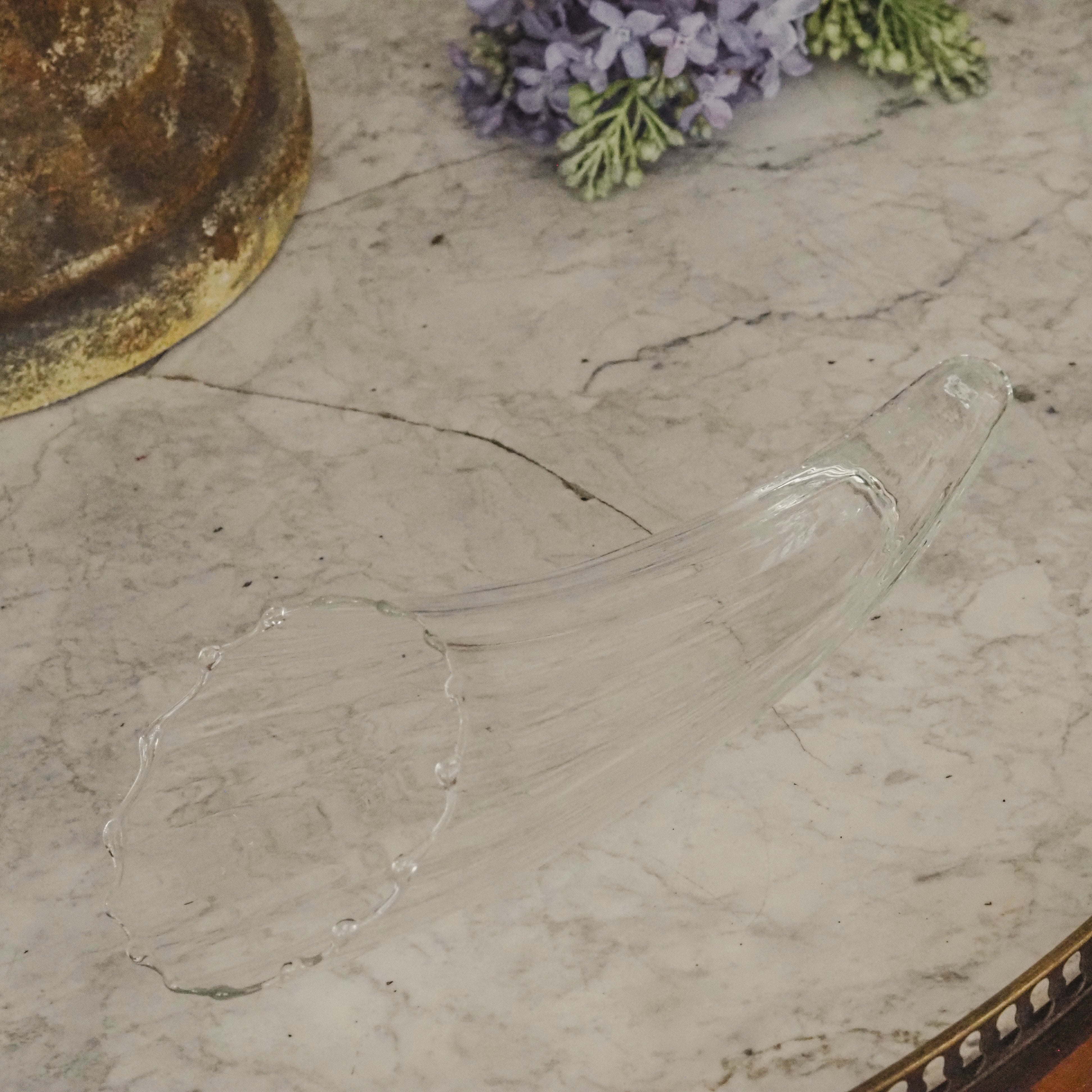Füllhorn-Schale Glas · Liegende Muschelschale mit gewelltem Rand · Vintage