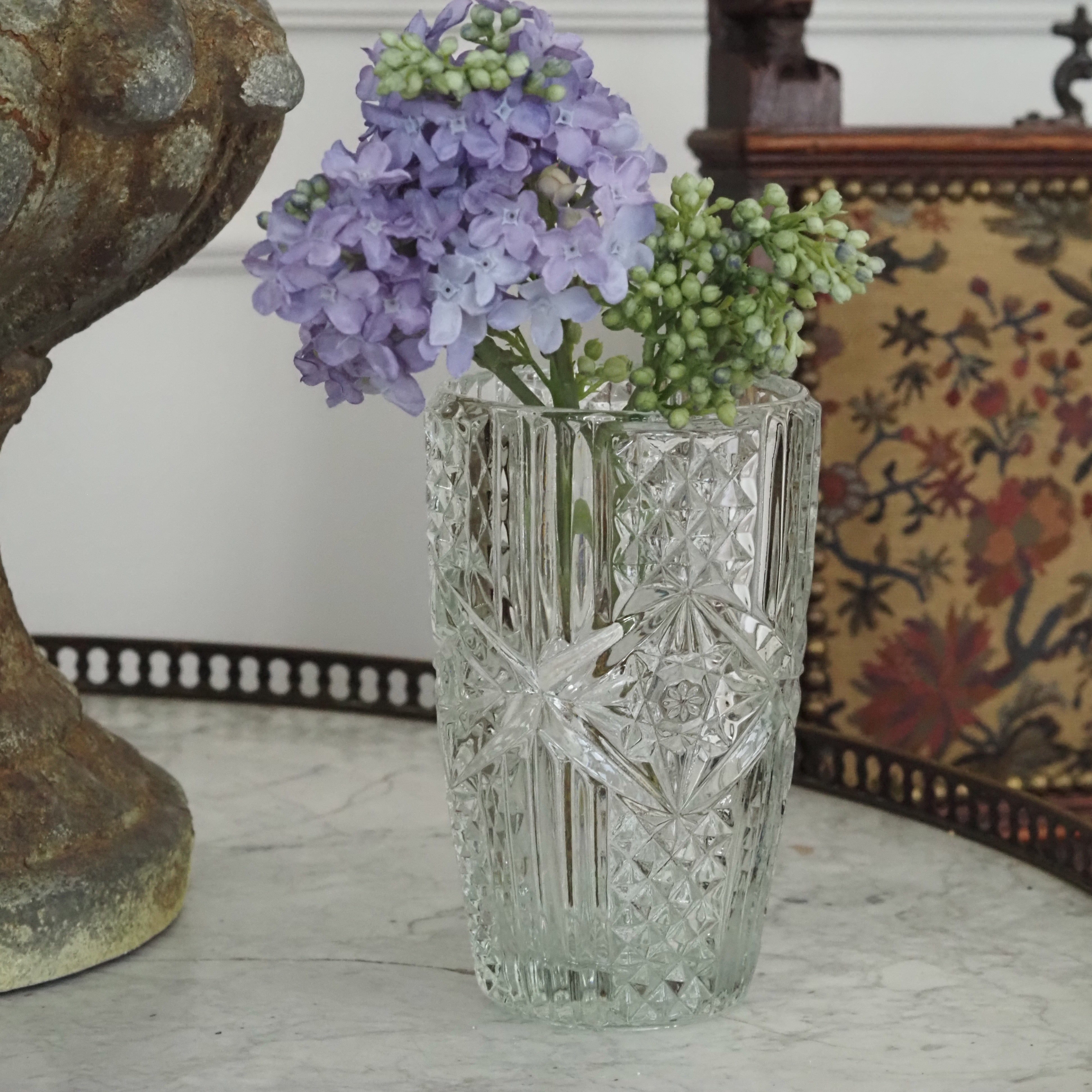 Pressglas Vase mit Sterndekor, um 1950–1970