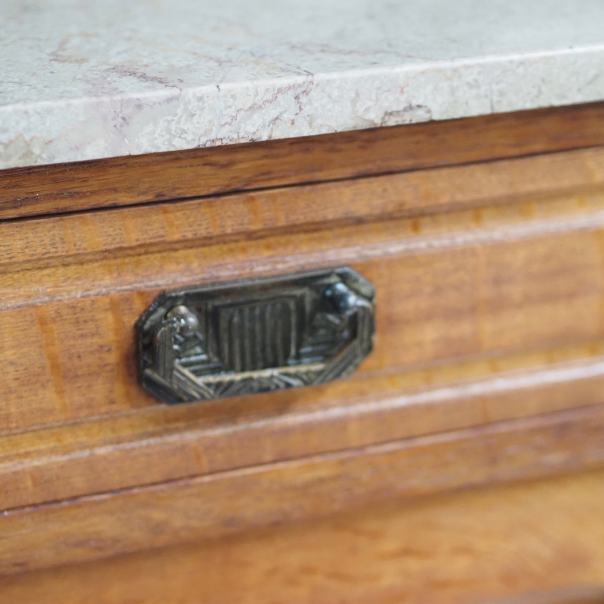Art Deco Waschkommode mit Marmorplatte und Spiegelaufsatz um 1925