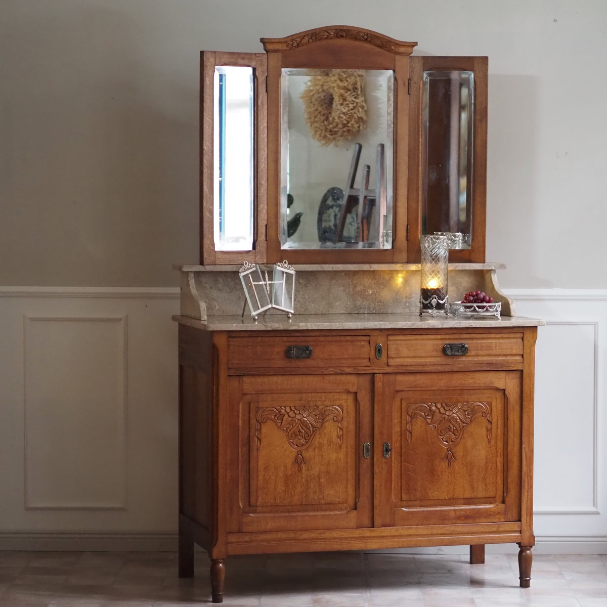 Art Deco Waschkommode mit Marmorplatte und Spiegelaufsatz um 1925