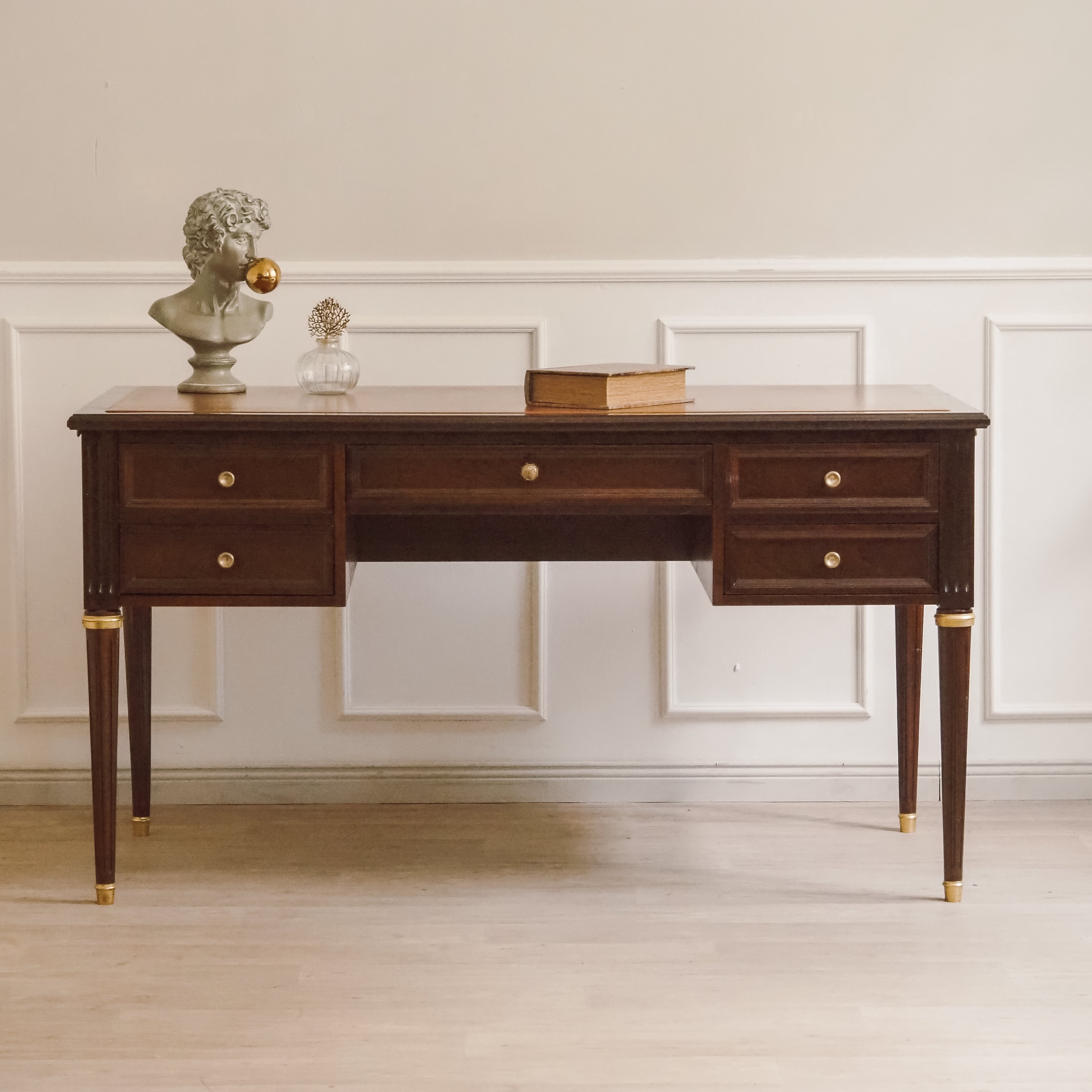 Schreibtisch Louis XVI Stil Mahagoni Lederauflage ausziehbar Bureau