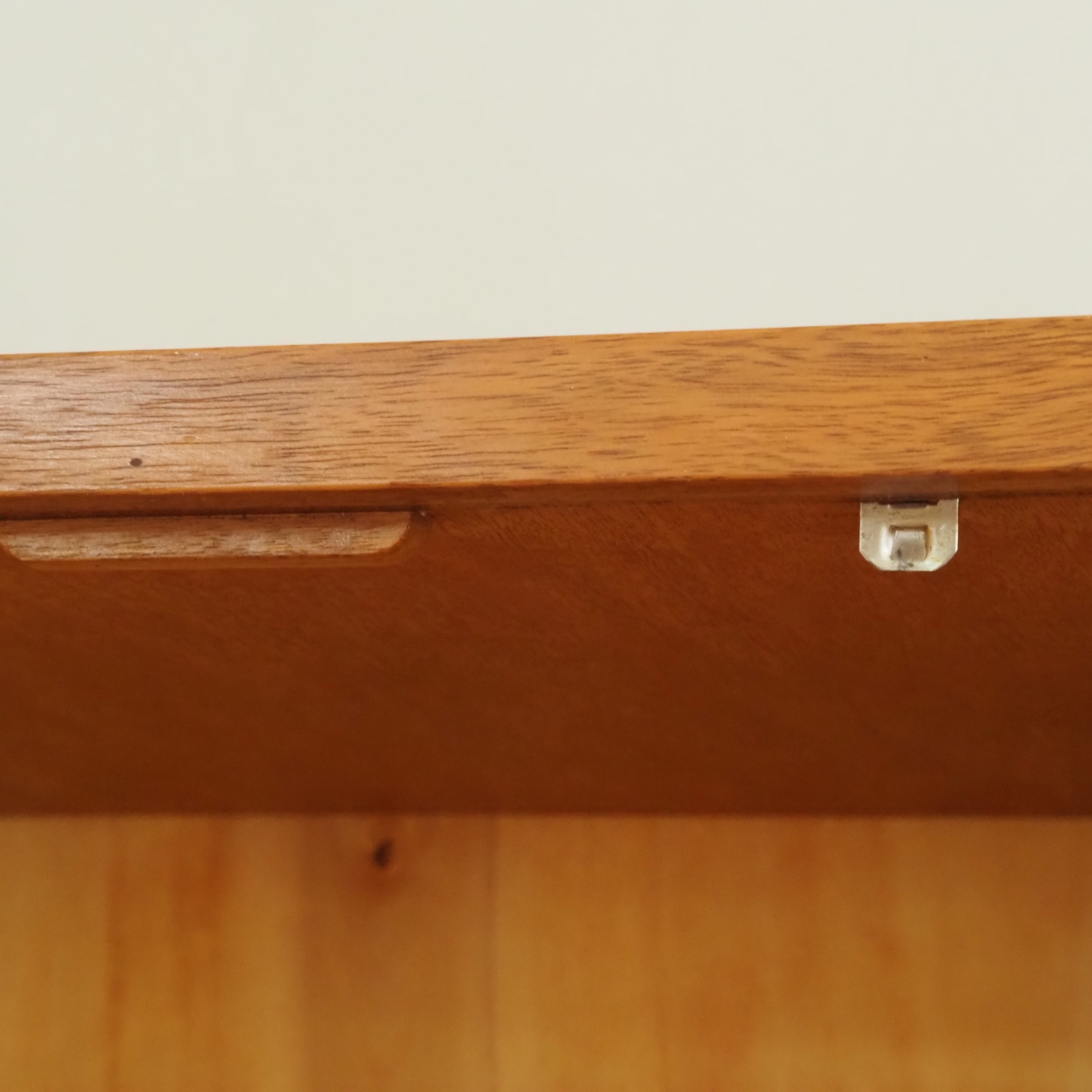 Midcentury Kleiderschrank aus Limbaholz um 1960