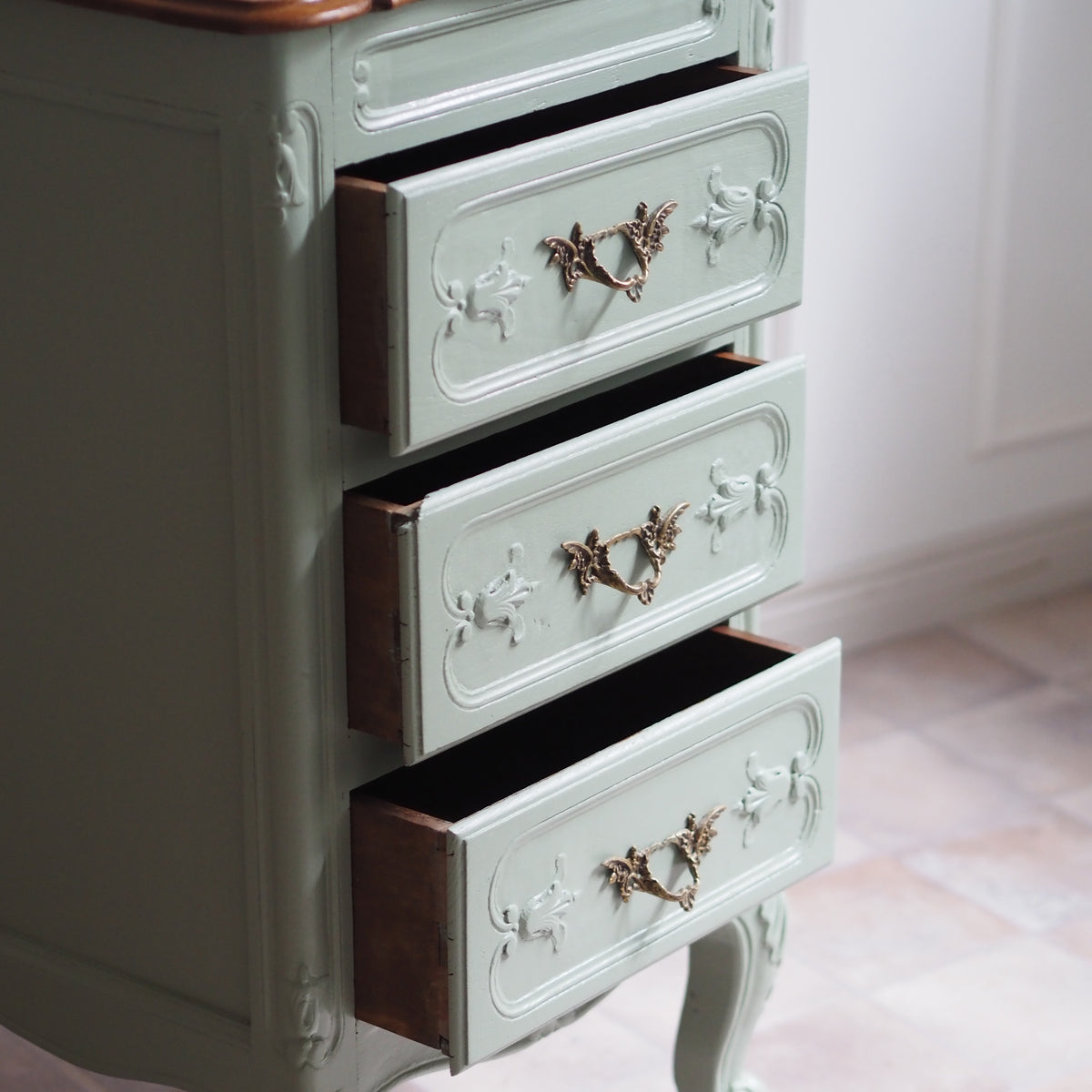 Schmale Louis-XV-Stil Kommode, ca. 1950–1970