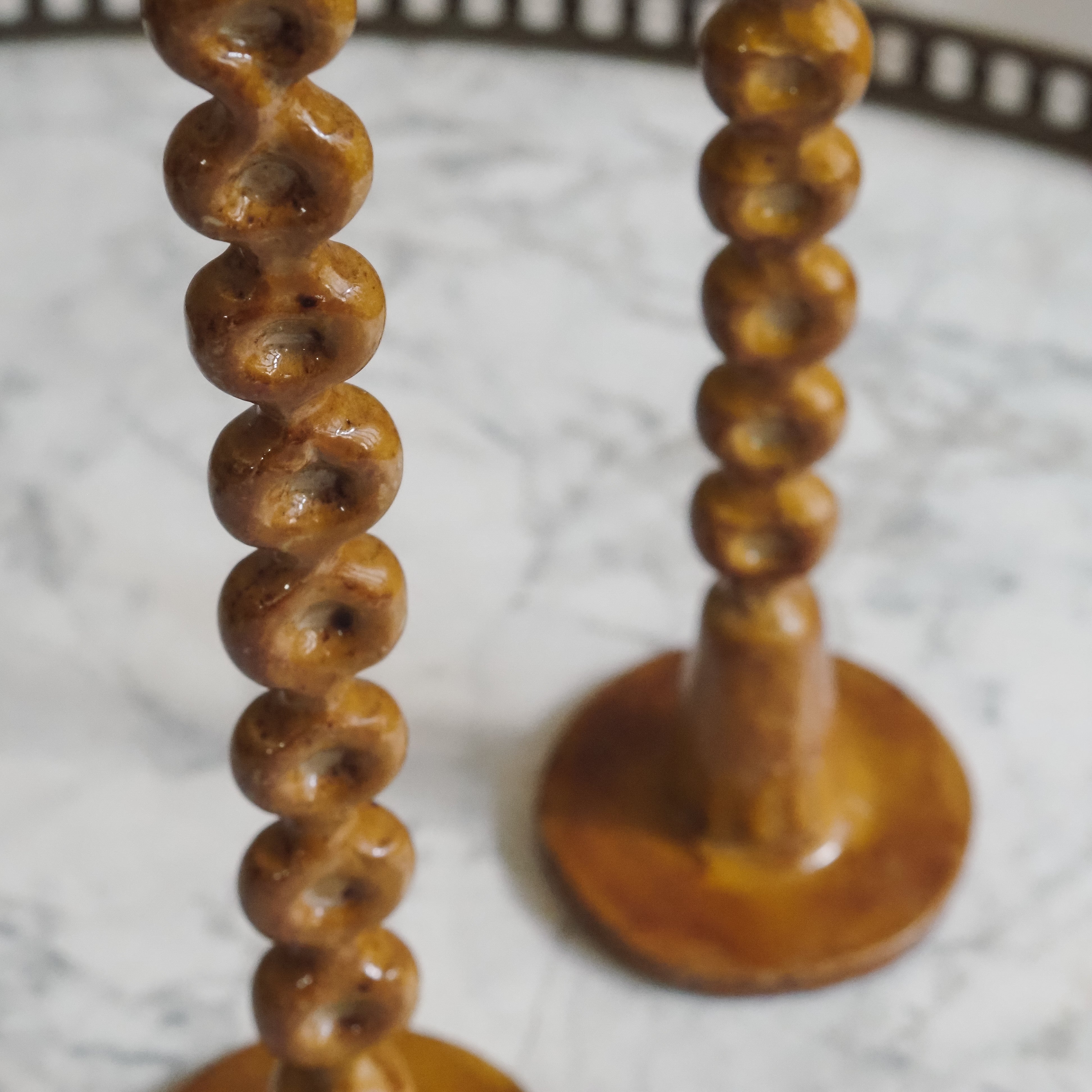Kerzenständer Senfgelb · Schlanker Kugelschaft im Vintage-Stil · 2er-Set