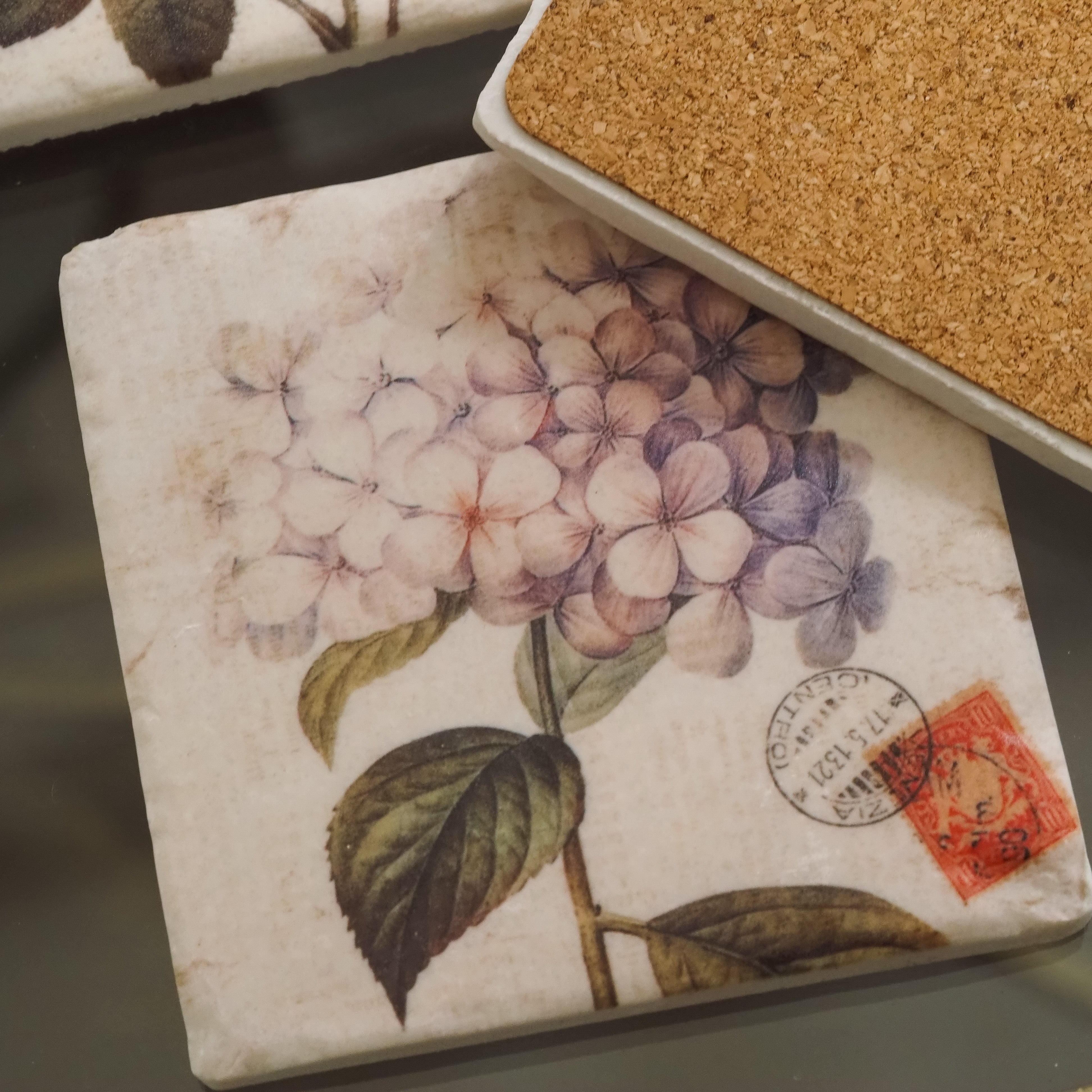 Untersetzer 4er-Set · Naturstein mit Rosen- und Hortensienmotiv