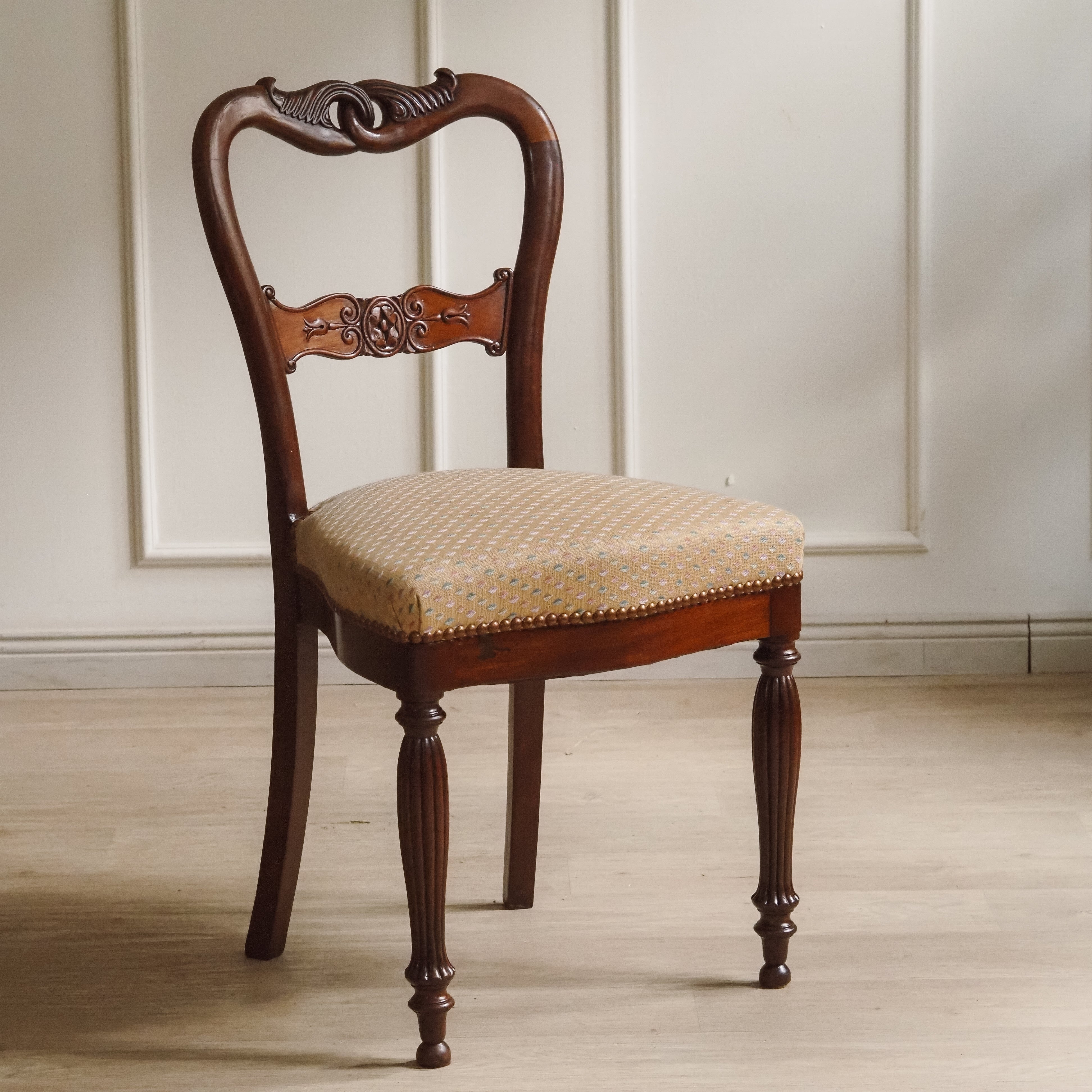 Biedermeier Stuhl Mahagoni um 1850 Ballonlehne