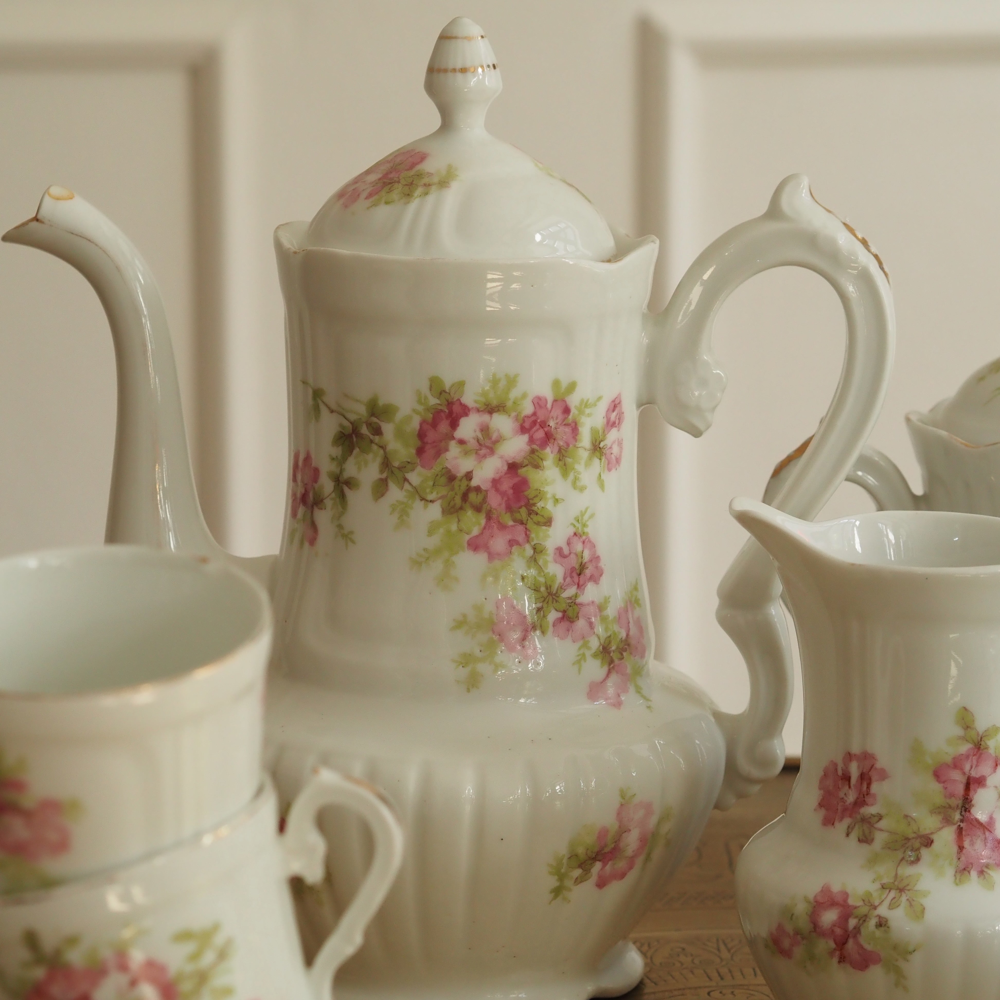 Kaffeeservice Porzellan 15-teilig · Blumendekor um 1900