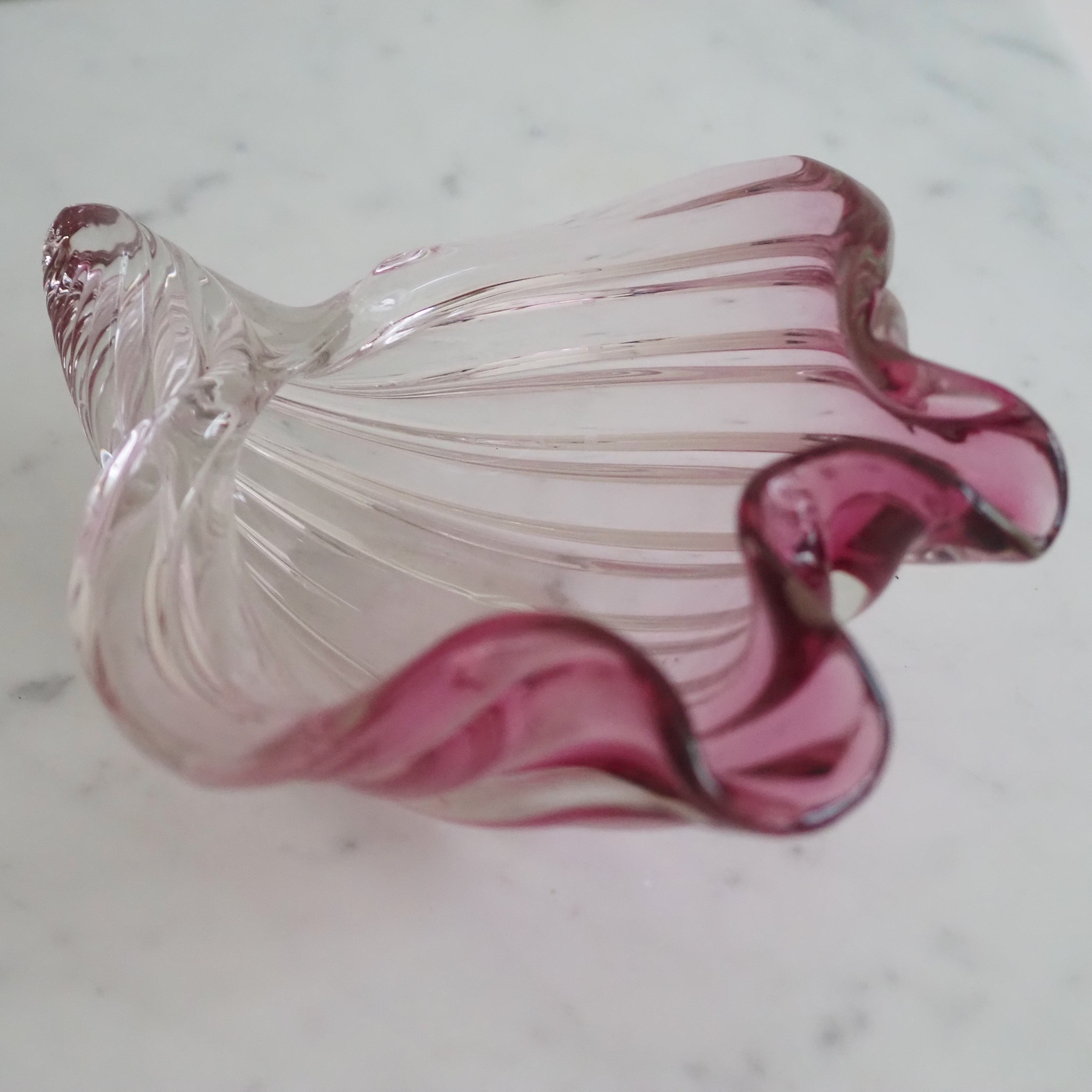Kunstglas-Schale · organische Muschelform im Murano-Stil