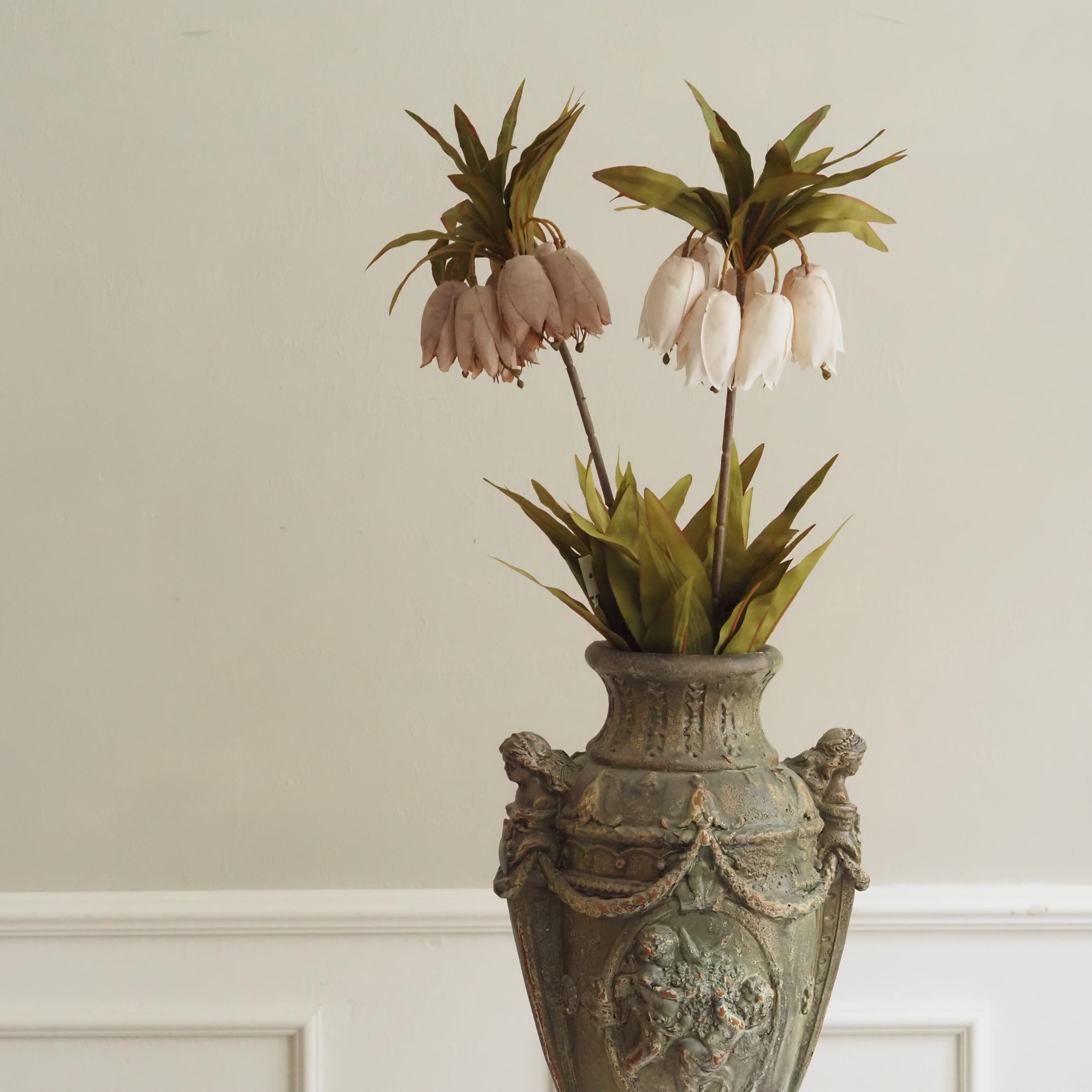 Fritillaria-Stiel [OFFWHITE / BRAUN] · Hängende Glockenblüten mit Blattkrone, 77 cm