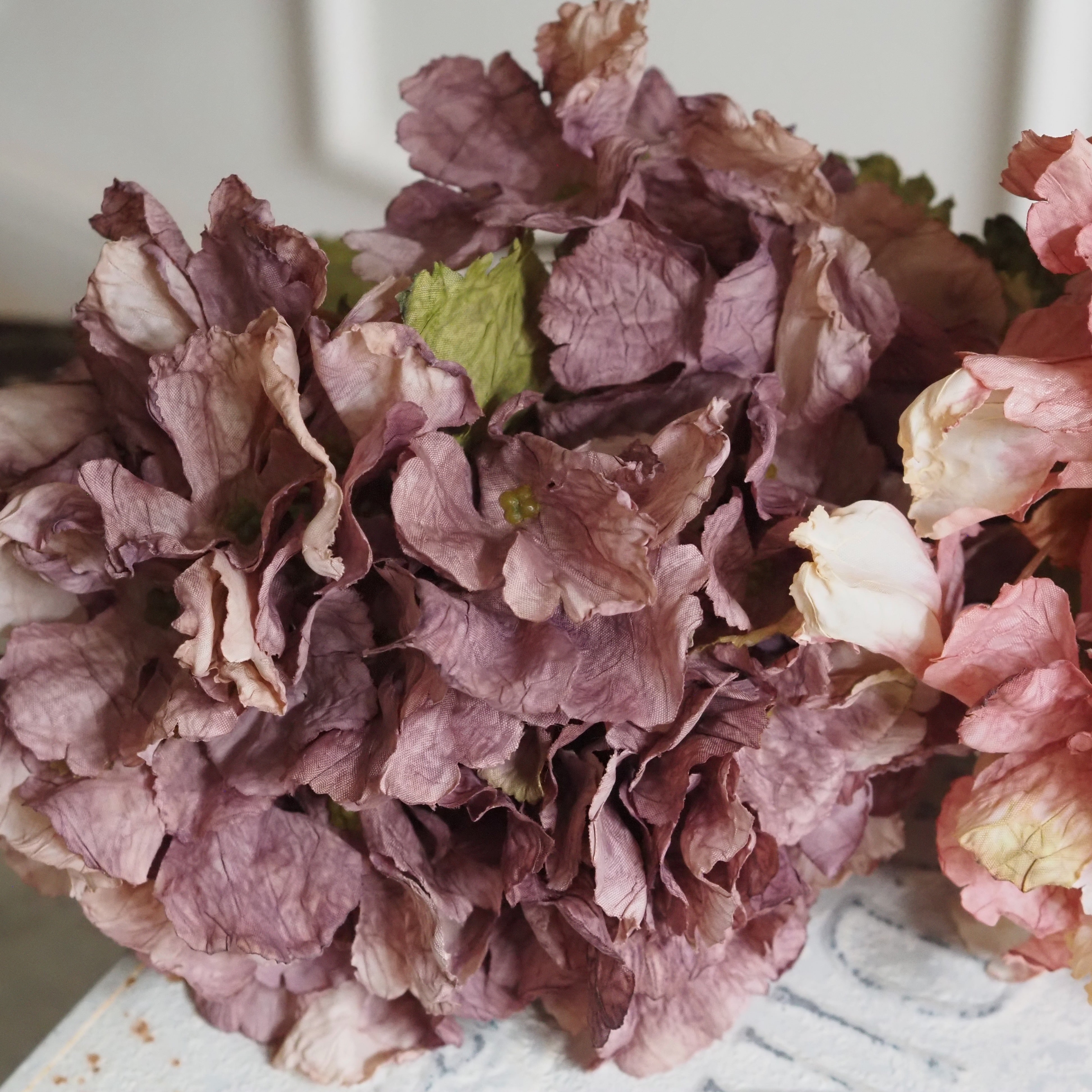 Hortensienzweig [LILA / ROSA] · Textilblüte im Trockenblumen-Charakter