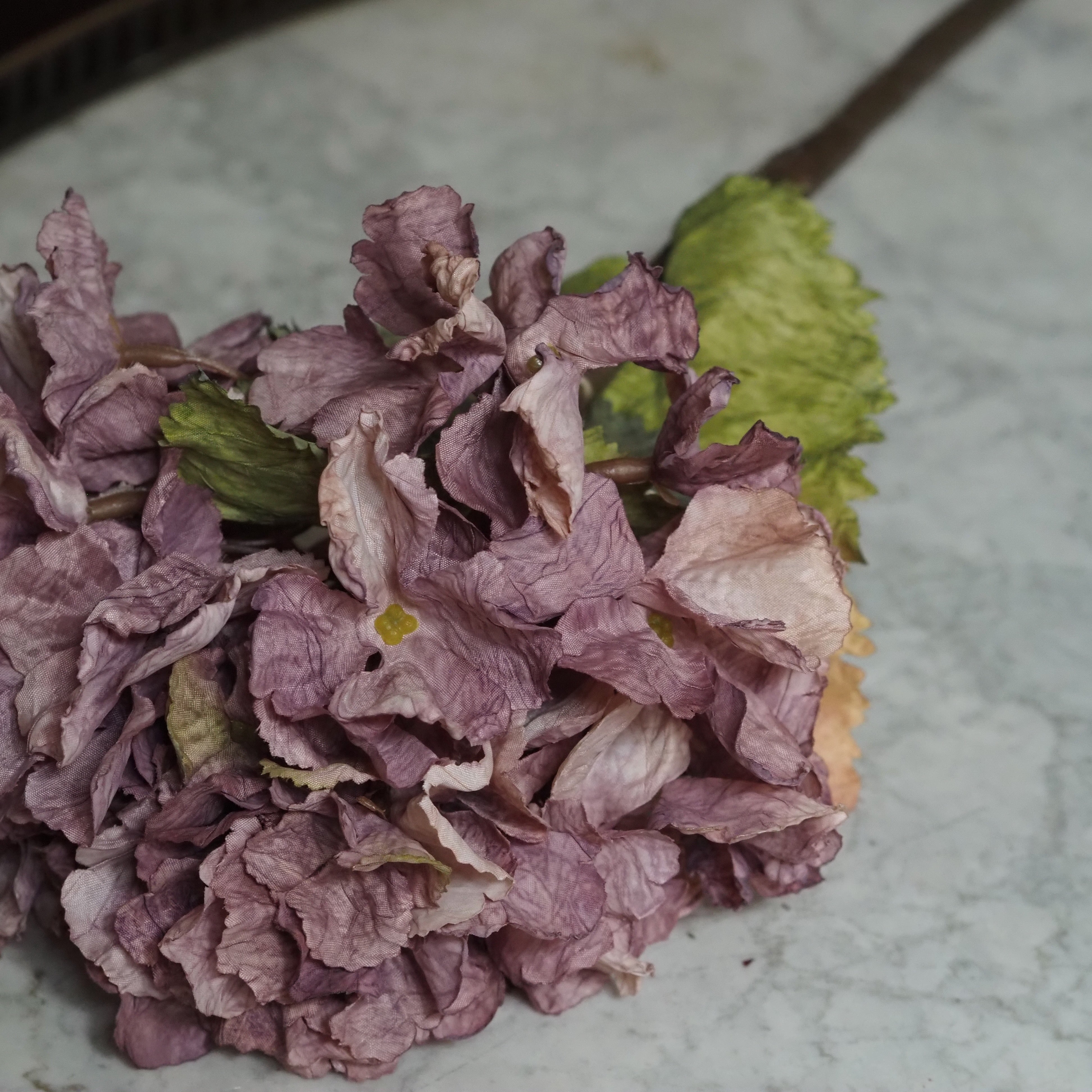 Hortensienzweig [LILA / ROSA] · Textilblüte im Trockenblumen-Charakter