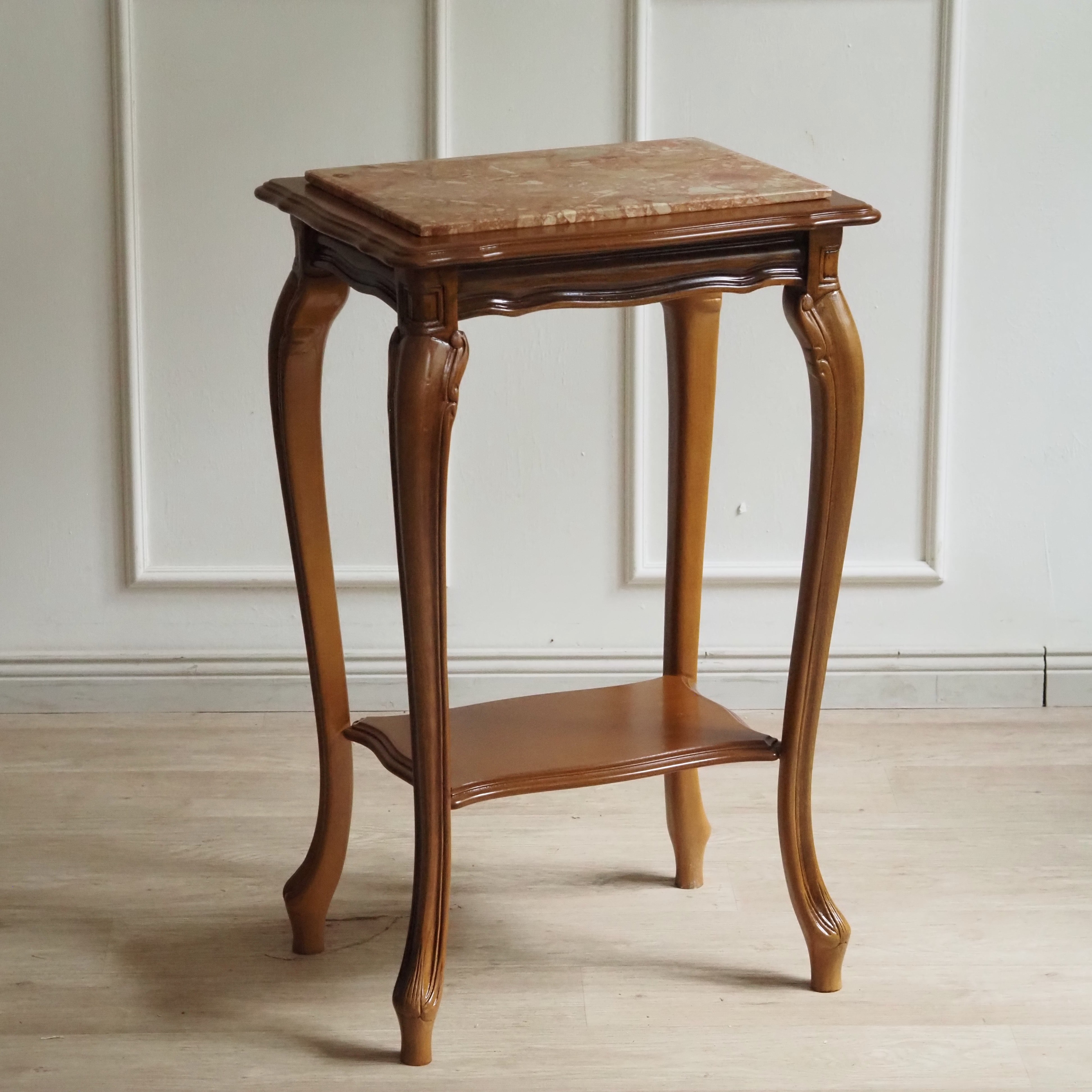 Beistelltisch Louis-XV-Stil Holz mit Marmorplatte und Ablage