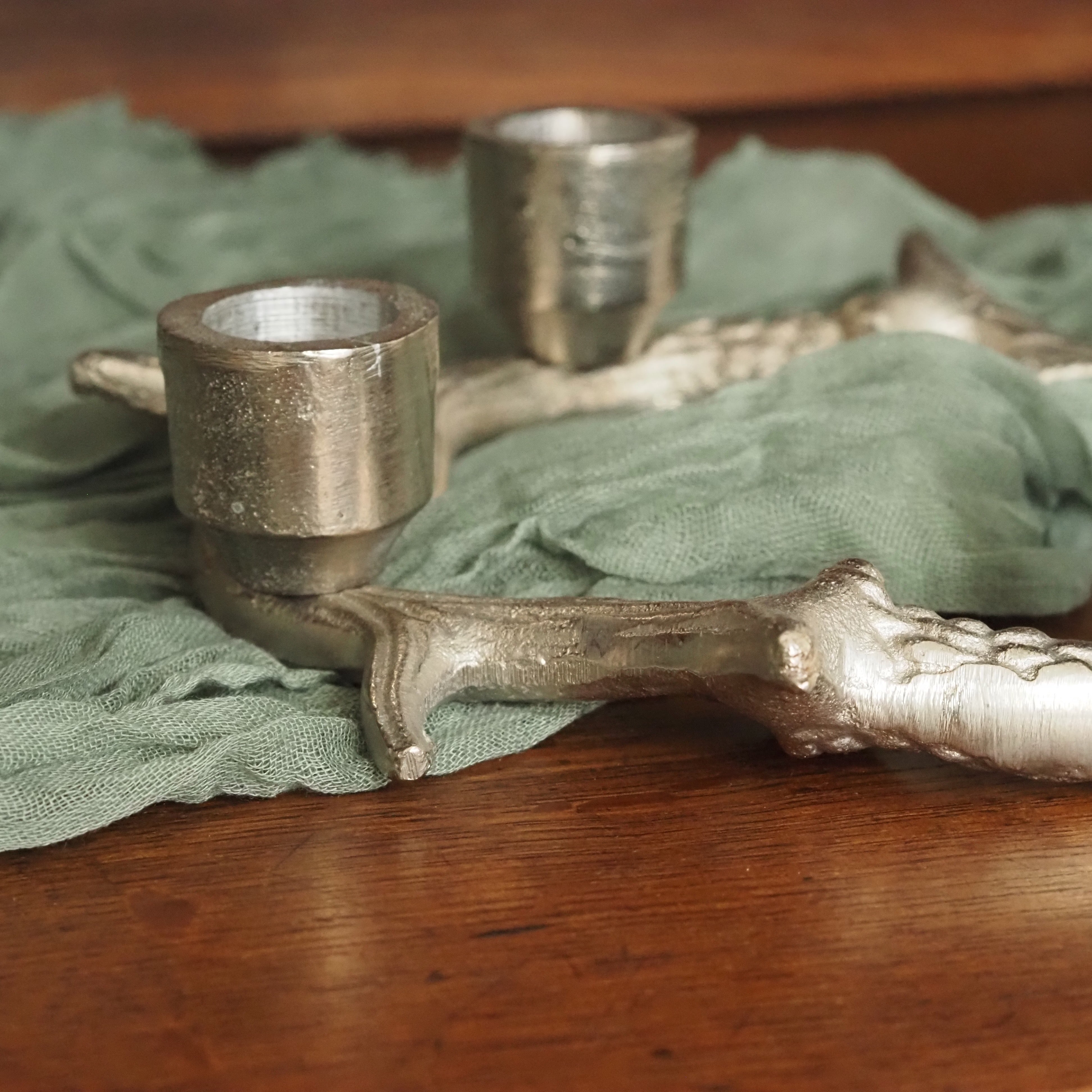 Kerzenhalter Geweih-Form · 4-flammig · silberfarben · Aluminiumguss