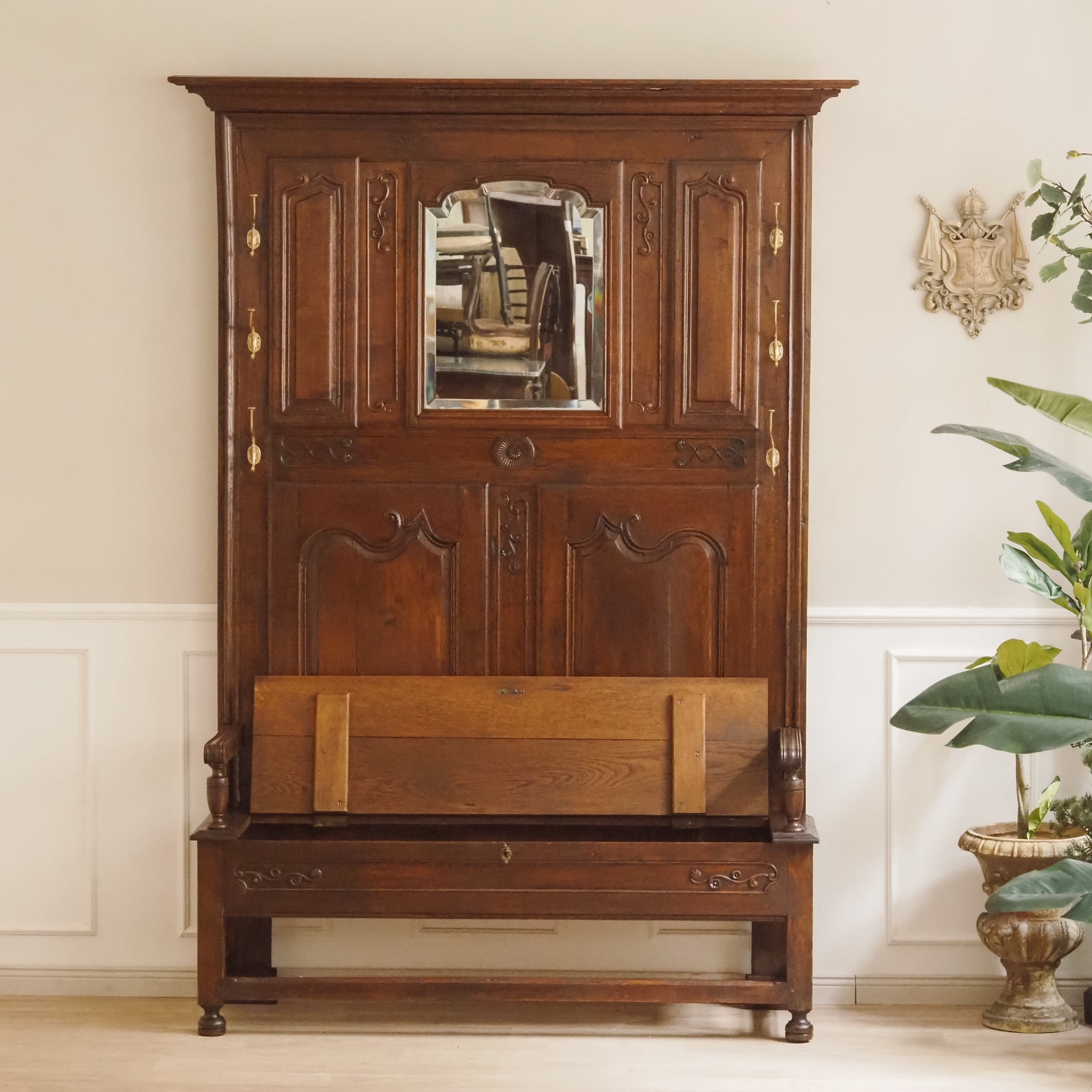 Antike Garderobenbank aus Eiche mit Spiegel um 1900 - Gründerzeit Flurgarderobe