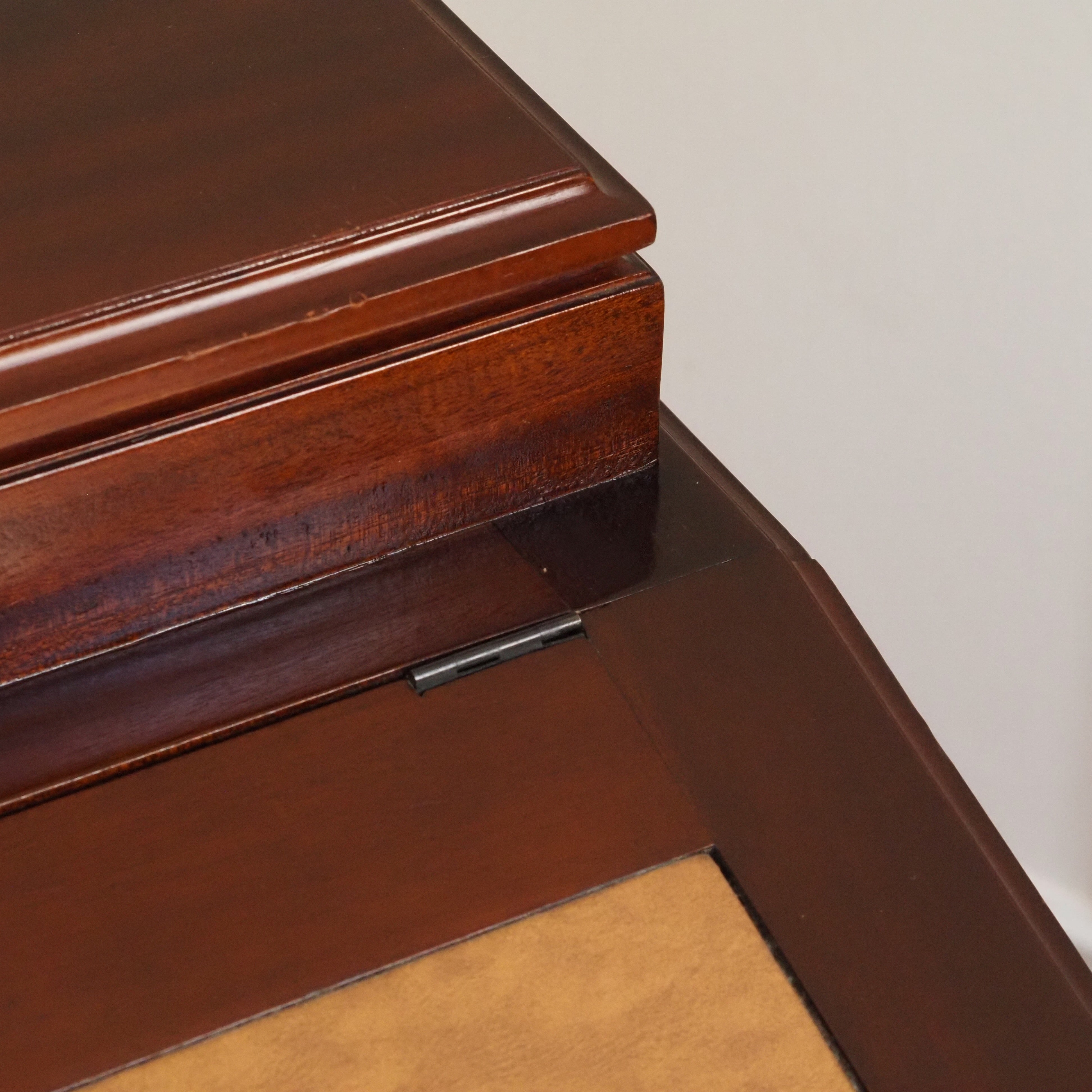 Davenport Sekretär Massivholz mit Schreibpult und Schubladen