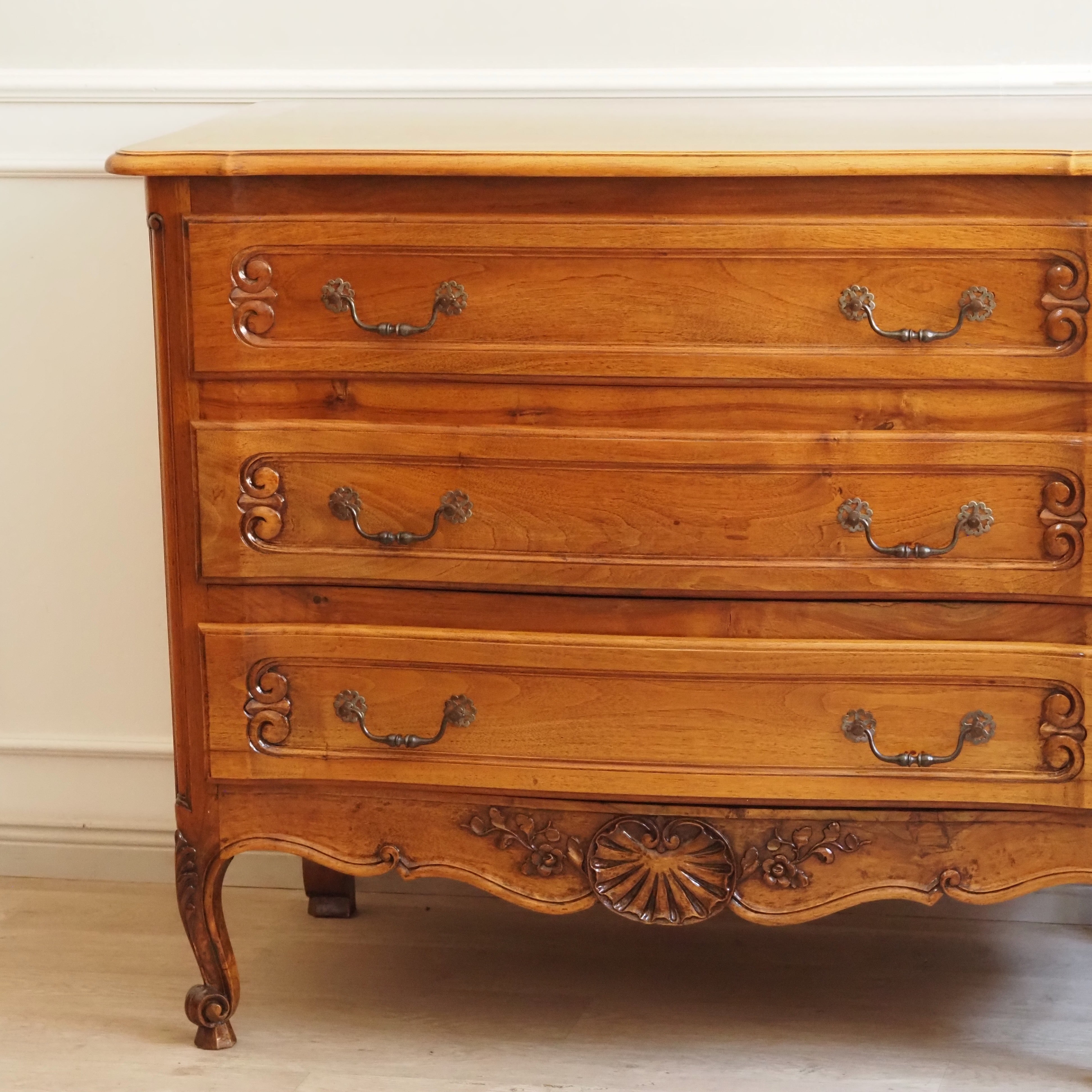 Kommode Louis XV Stil Rüster um 1900