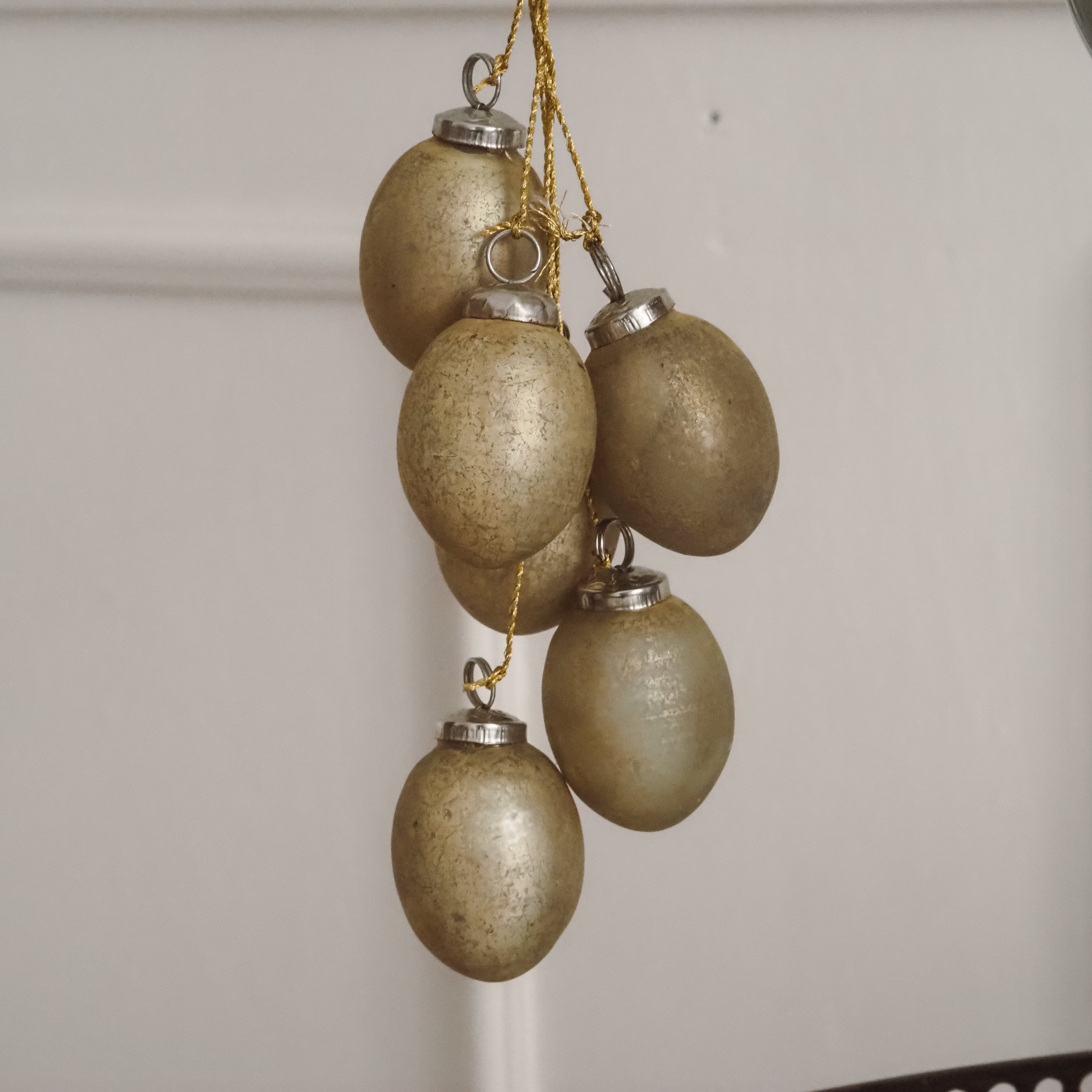Glaseier Bündel · Altgold · saisonaler Anhänger