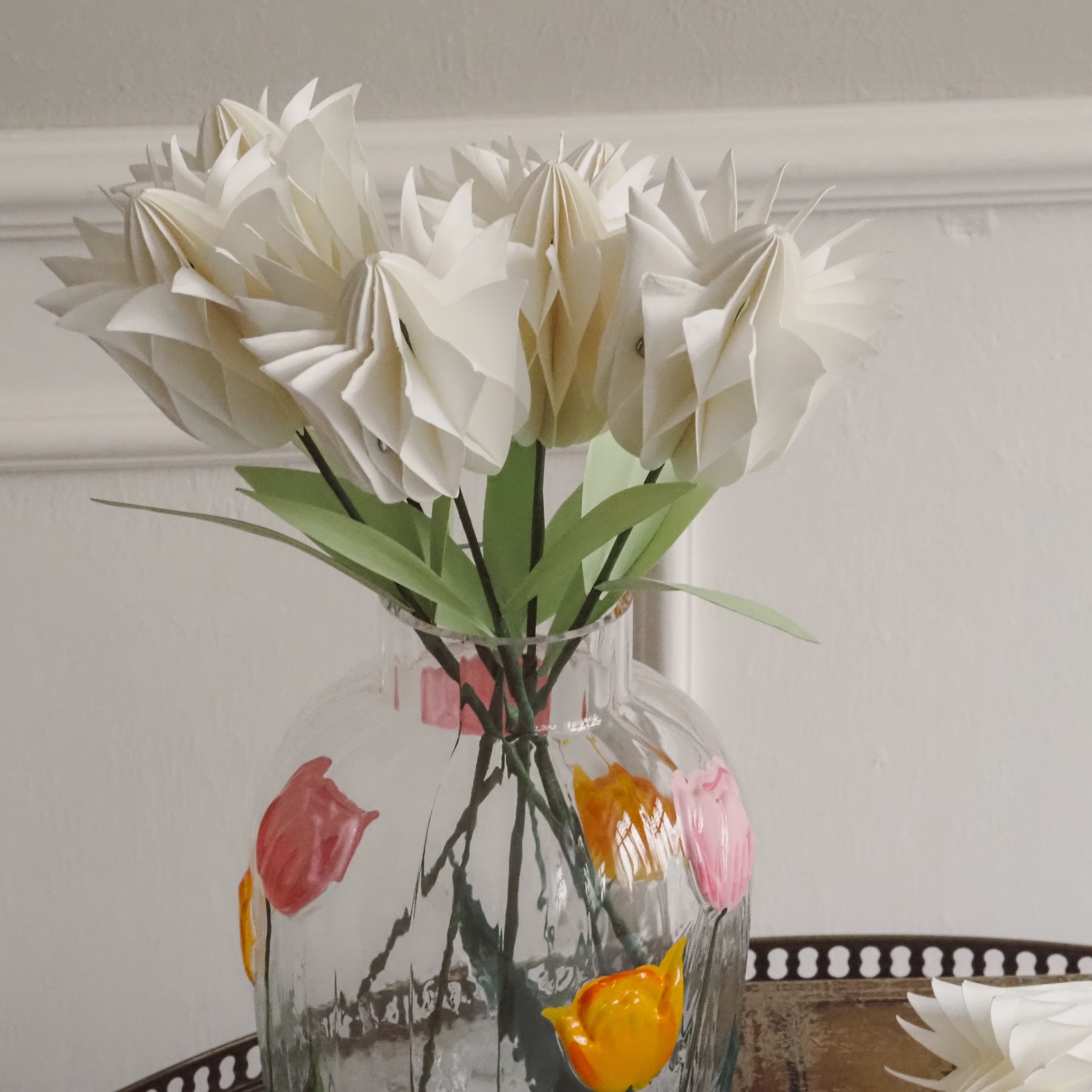 Papiertulpe in Weiß · Faltblüte mit Magnetverschluss / Frühlingsdeko