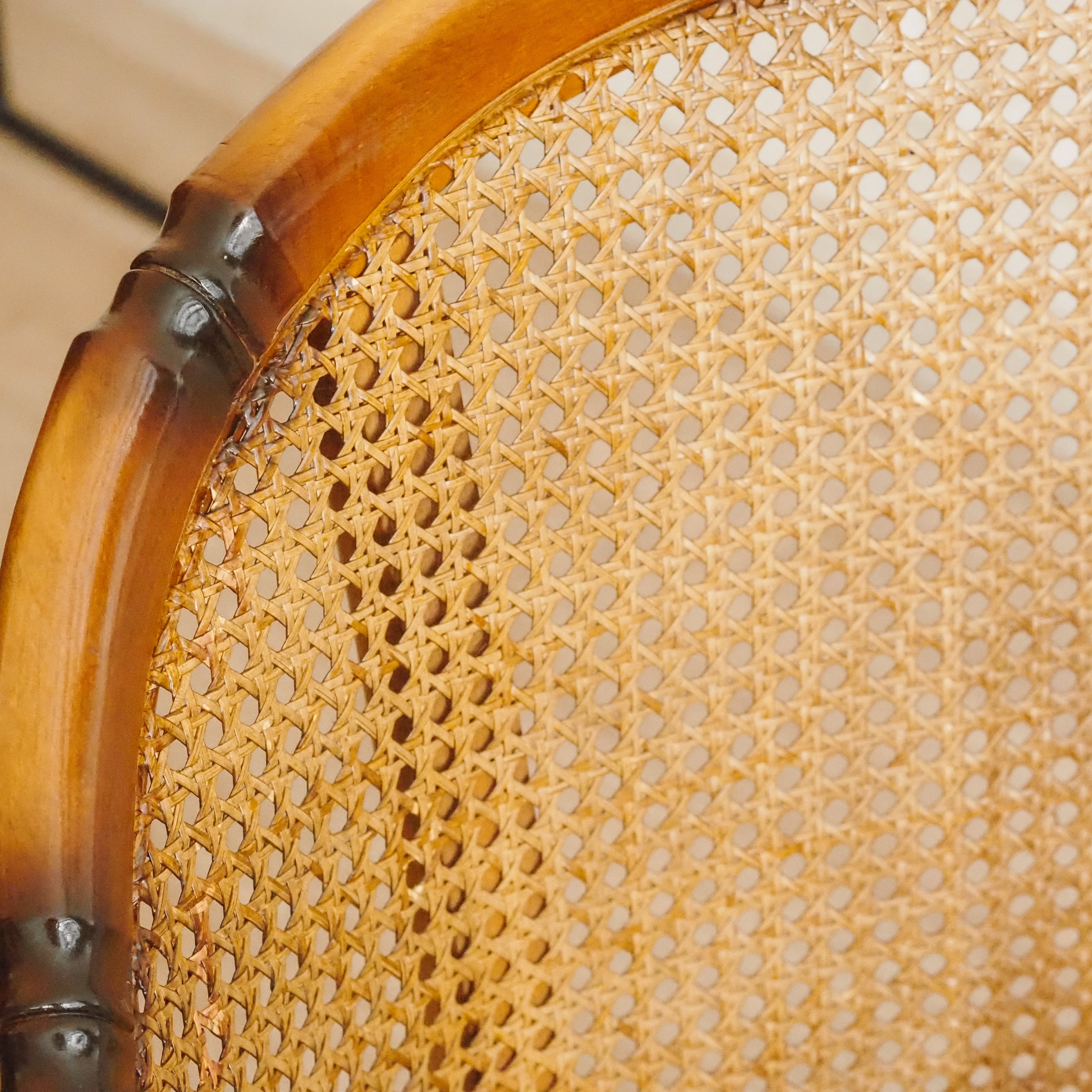 Faux Bamboo Sessel mit Wiener Geflecht, Vintage um 1970