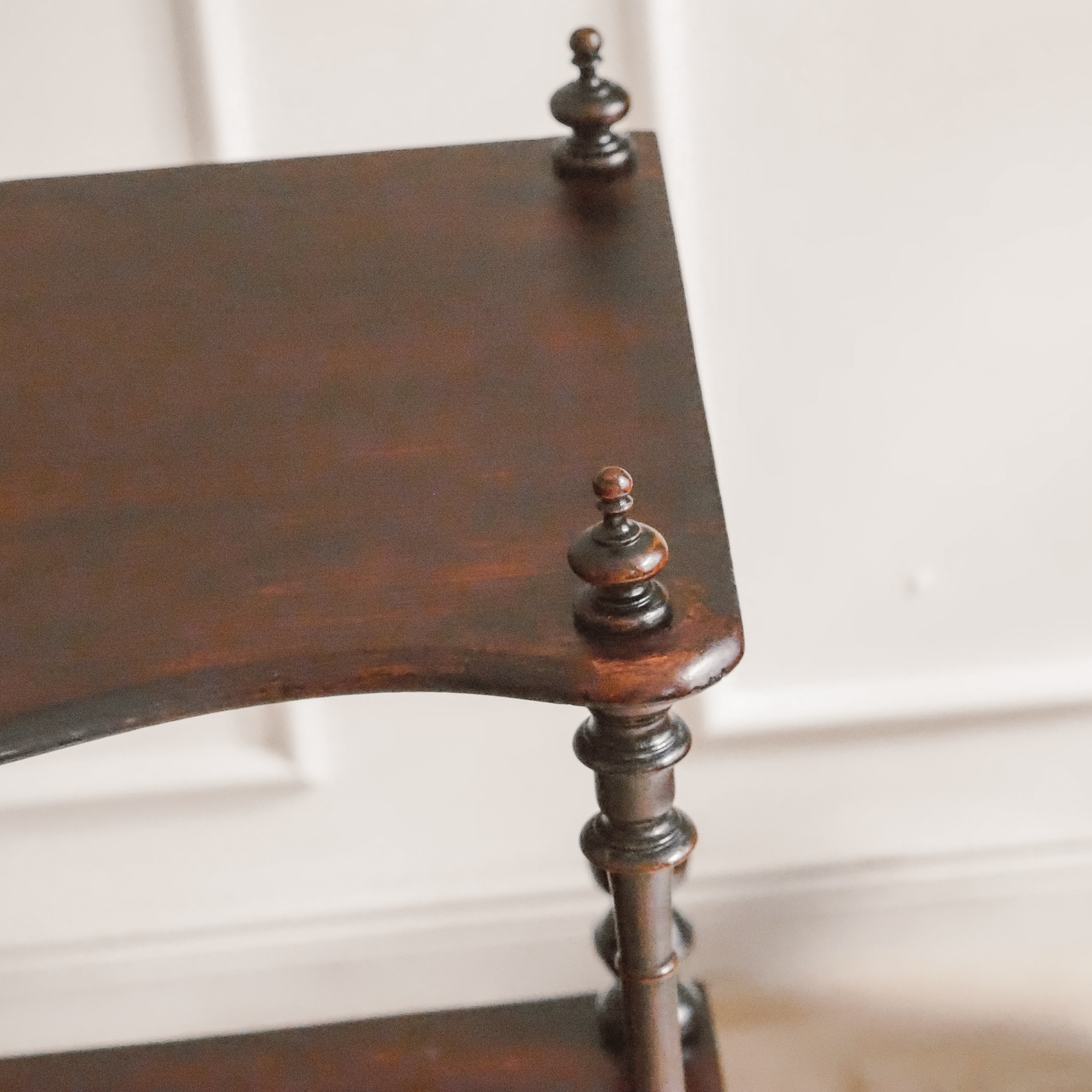 Etagere Louis Philippe um 1860 – Regal mit 3 Ebenen