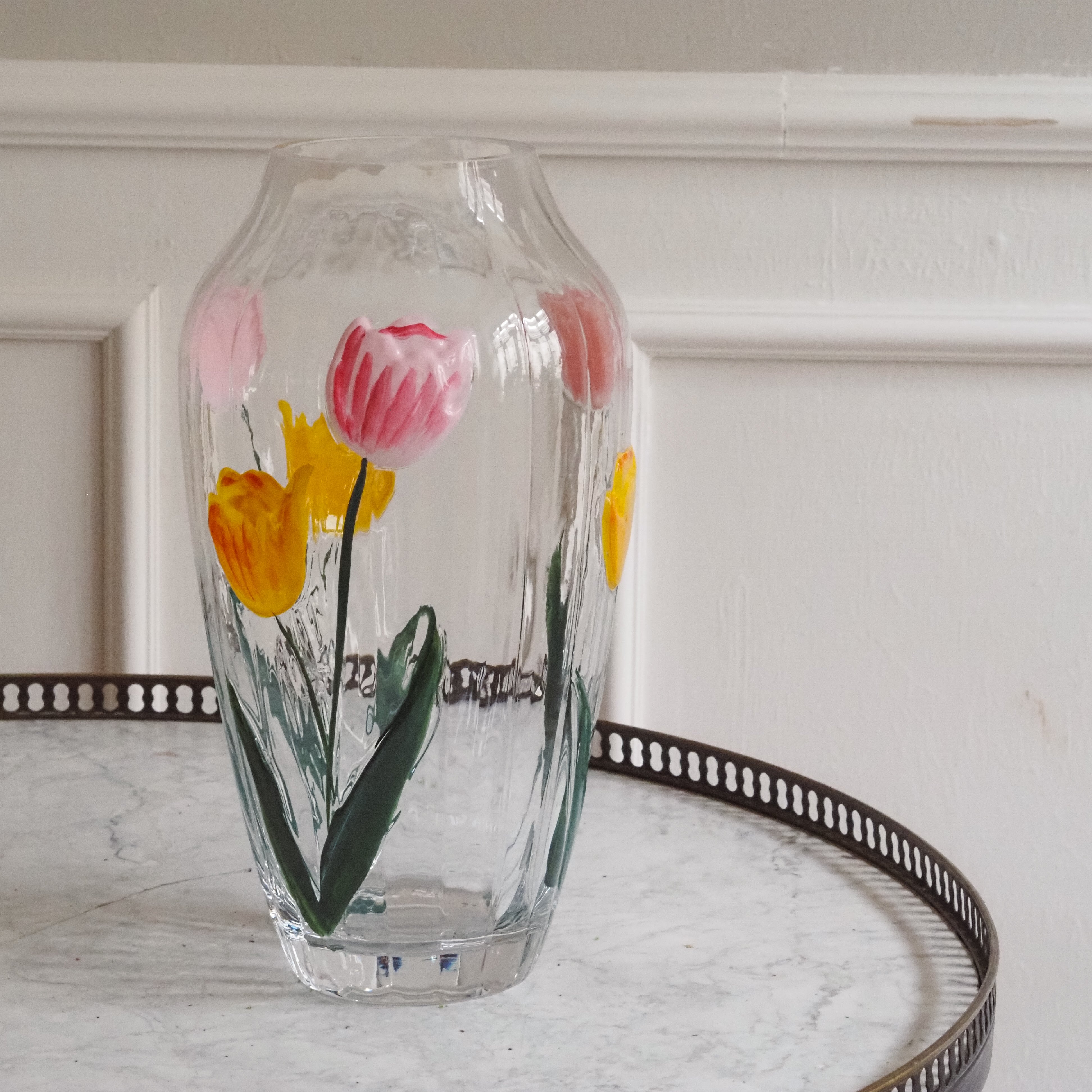 Glasvase mit Tulpenmotiv / Große Blumenvase Klarglas
