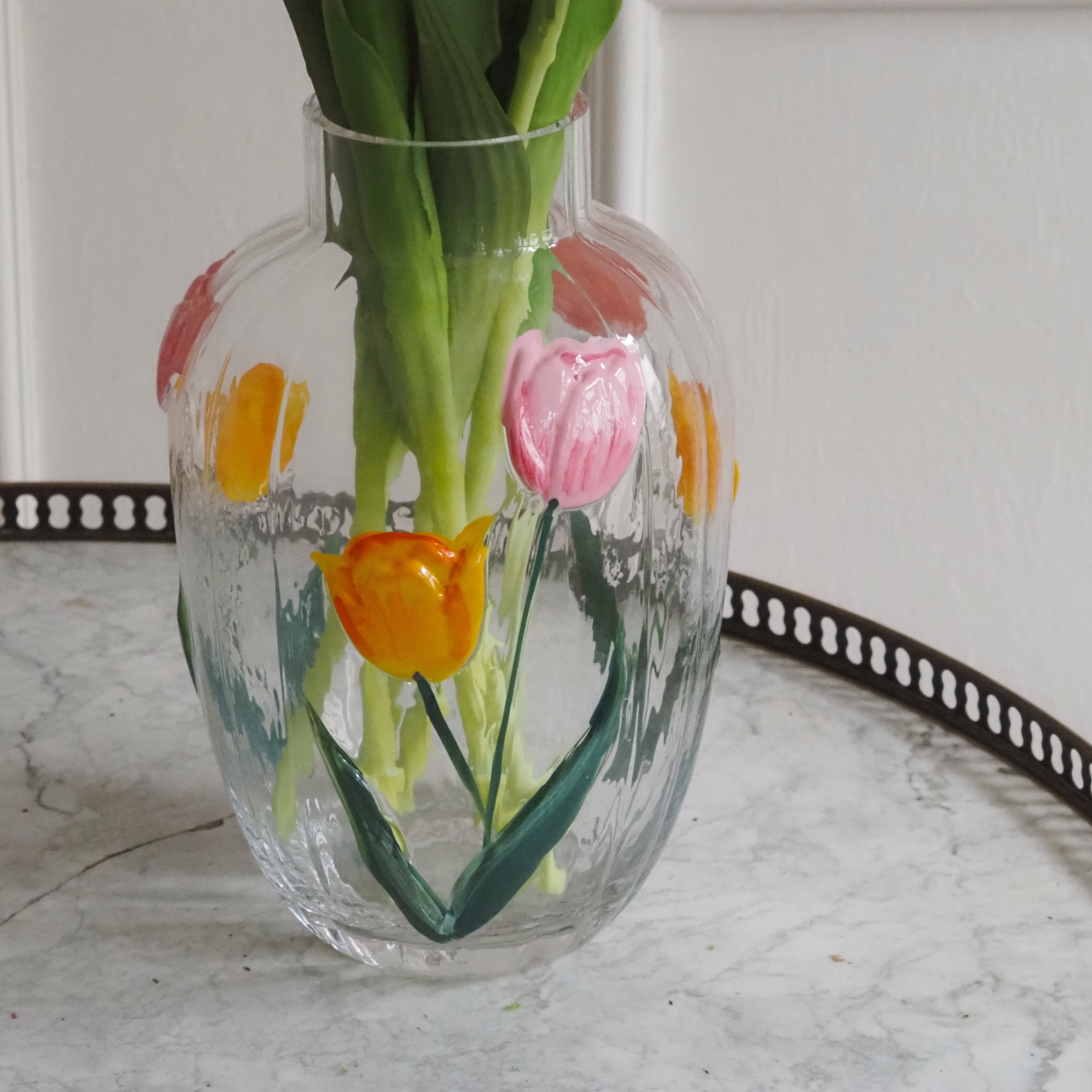 Glasvase mit Tulpenmotiv / Große Blumenvase Klarglas