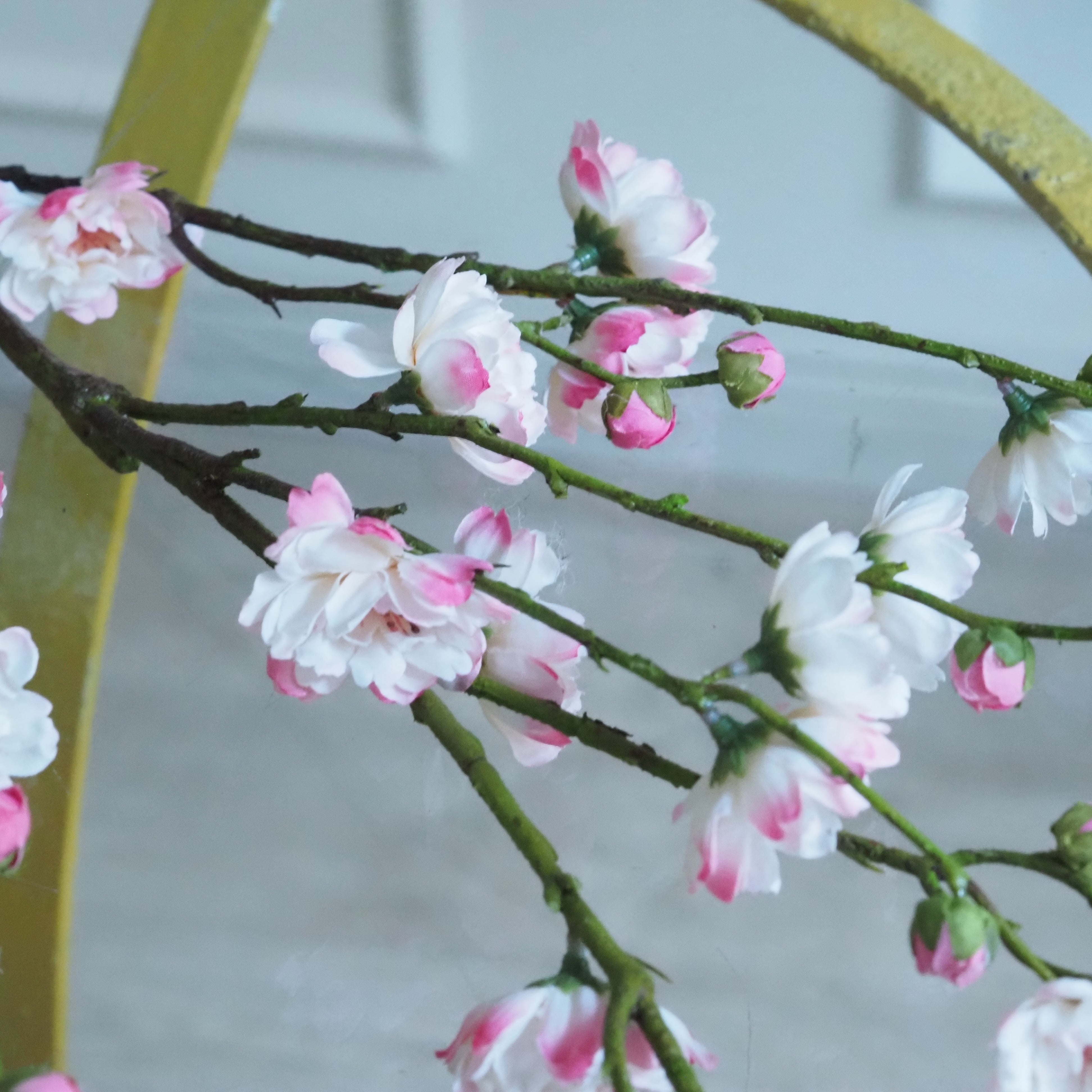 Kirschblütenzweig · floraler Zweig im Stil japanischer Sakura
