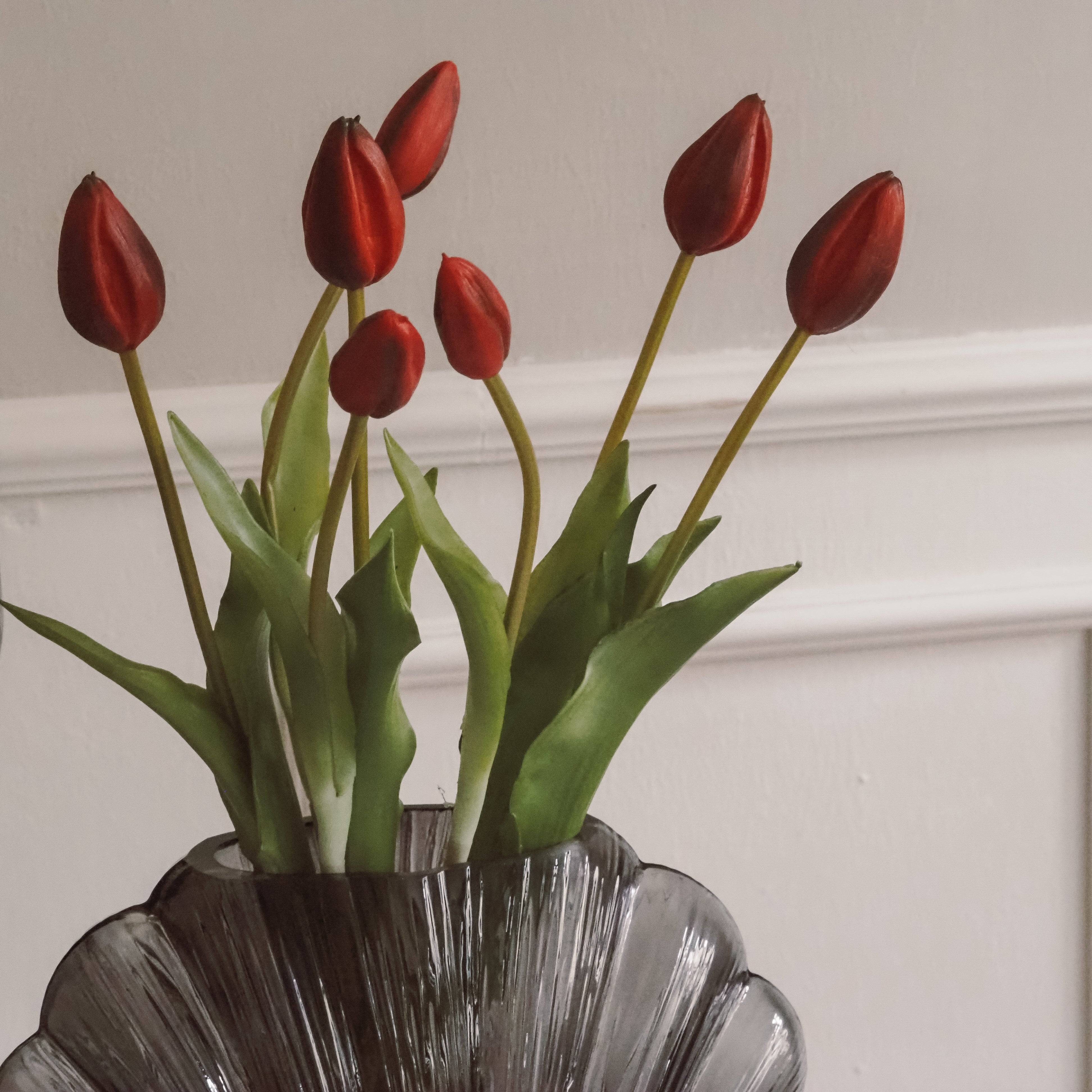 Tulpe · dunkles Rot · realistische Kunstblume, Tulpenbund