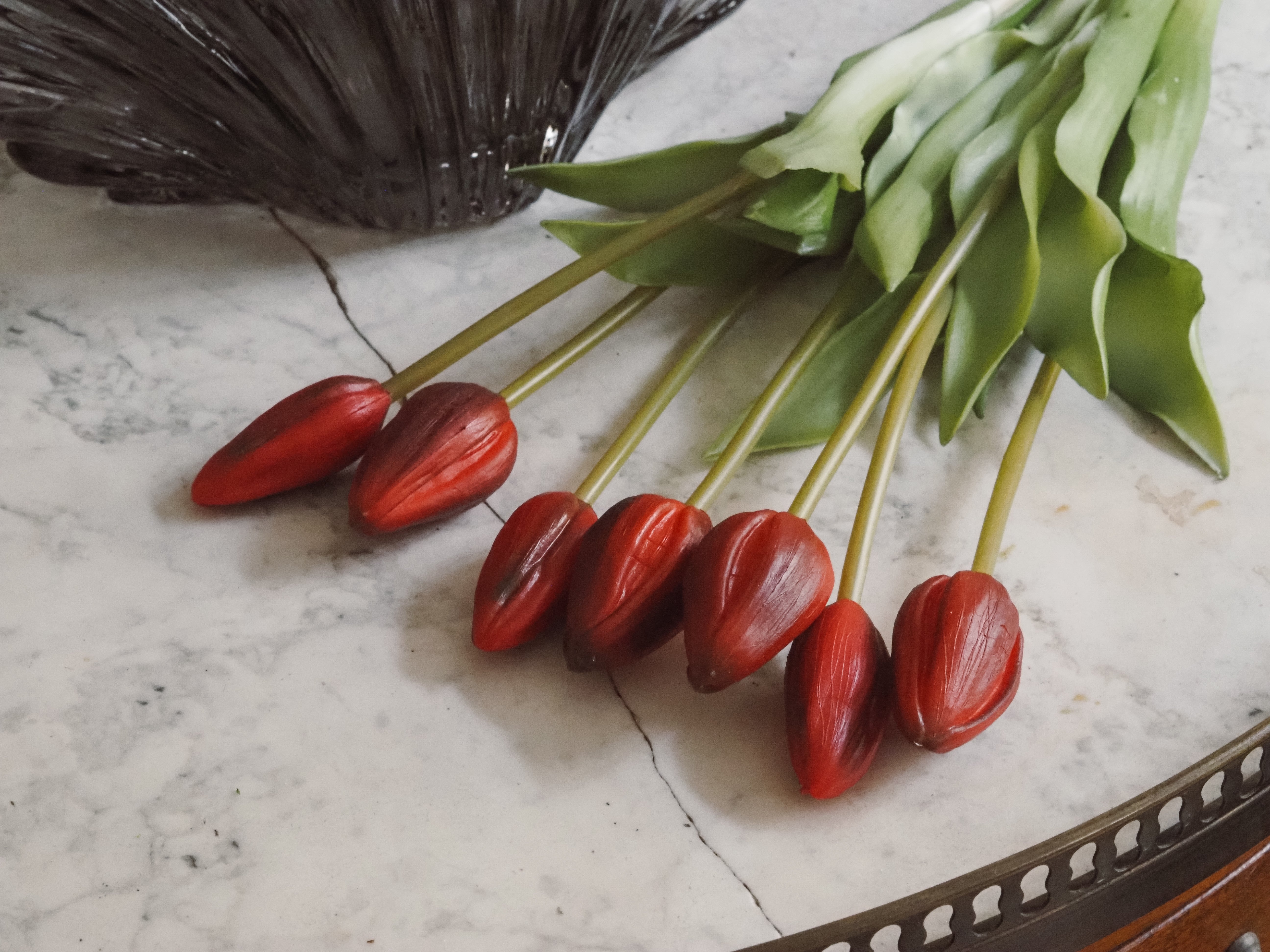 Tulpe · dunkles Rot · realistische Kunstblume, Tulpenbund