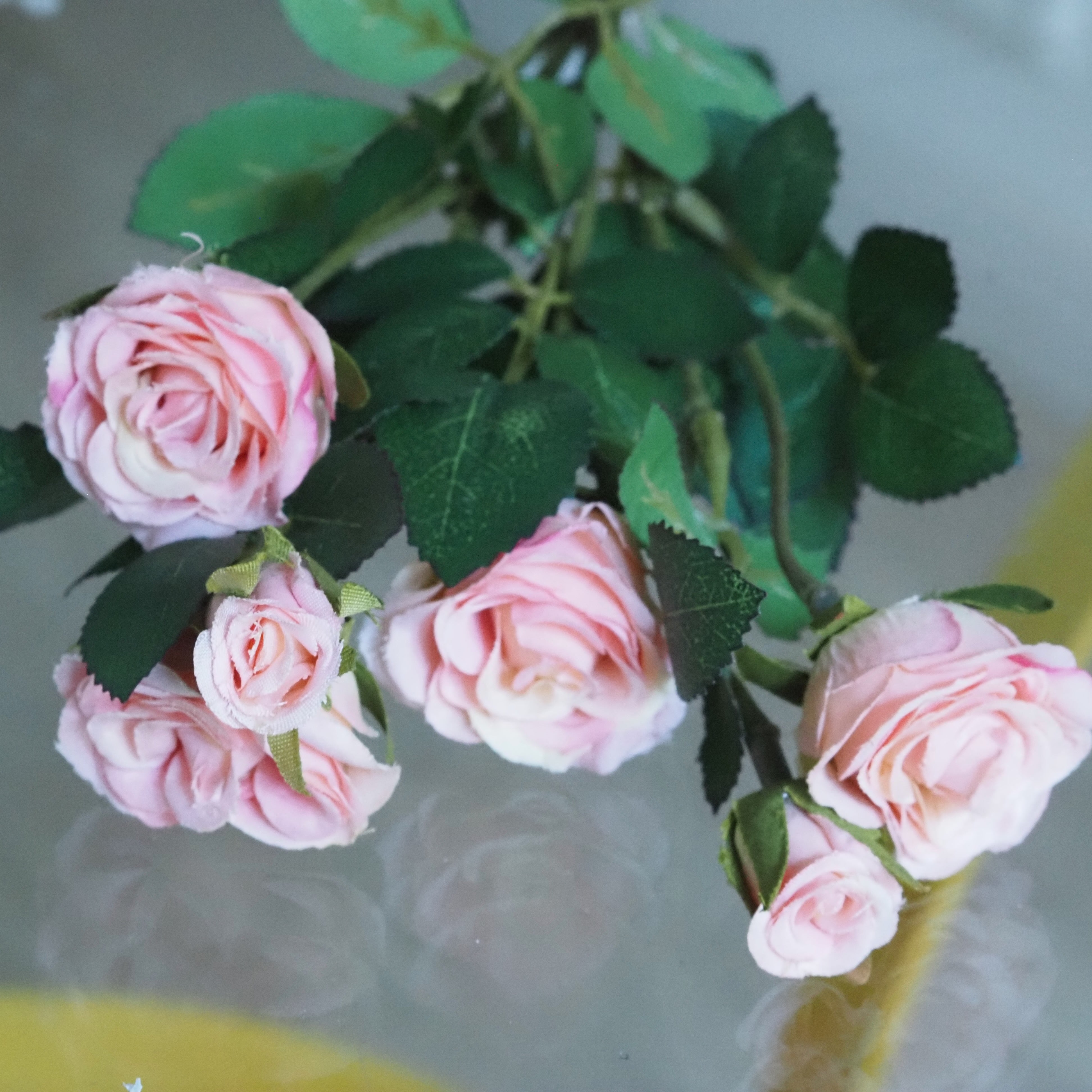 Rosenpick · textiler Blütenzweig in Rosa oder Weiß