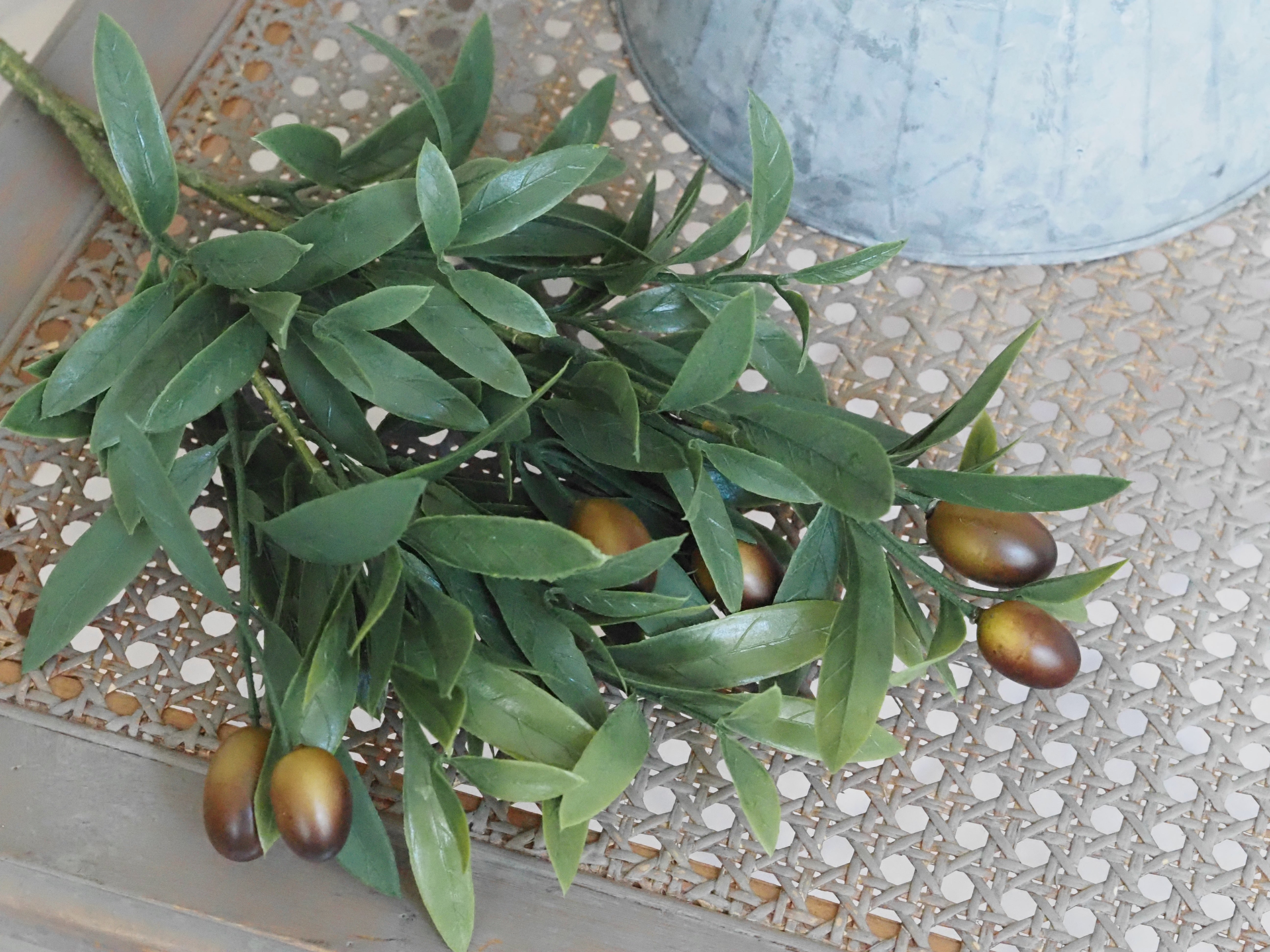 Olivenbusch mit Früchten · Dekozweig mediterran, 38 cm lang