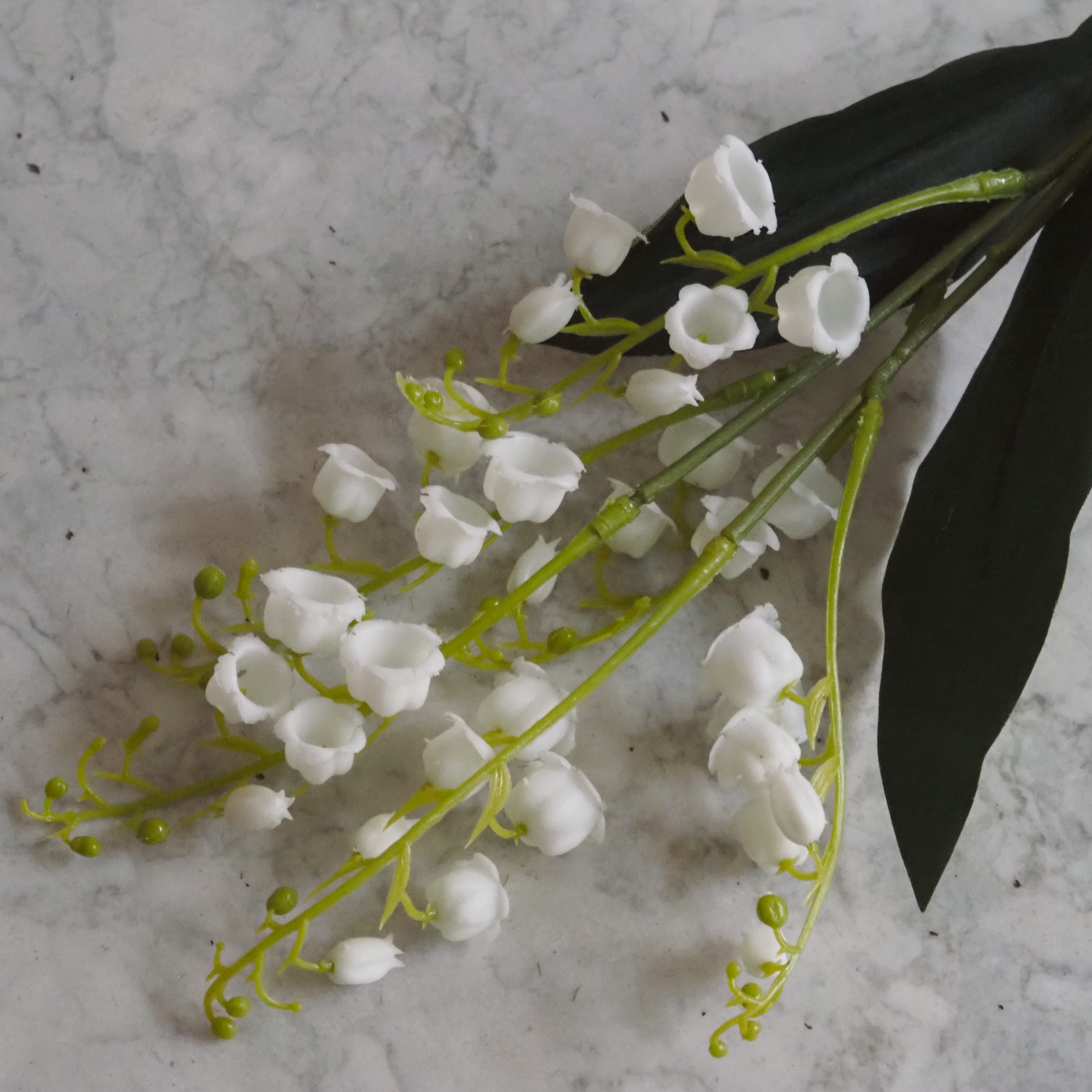 Maiglöckchenzweig · botanische Replik / Frühlingsdekoration Kunstblume