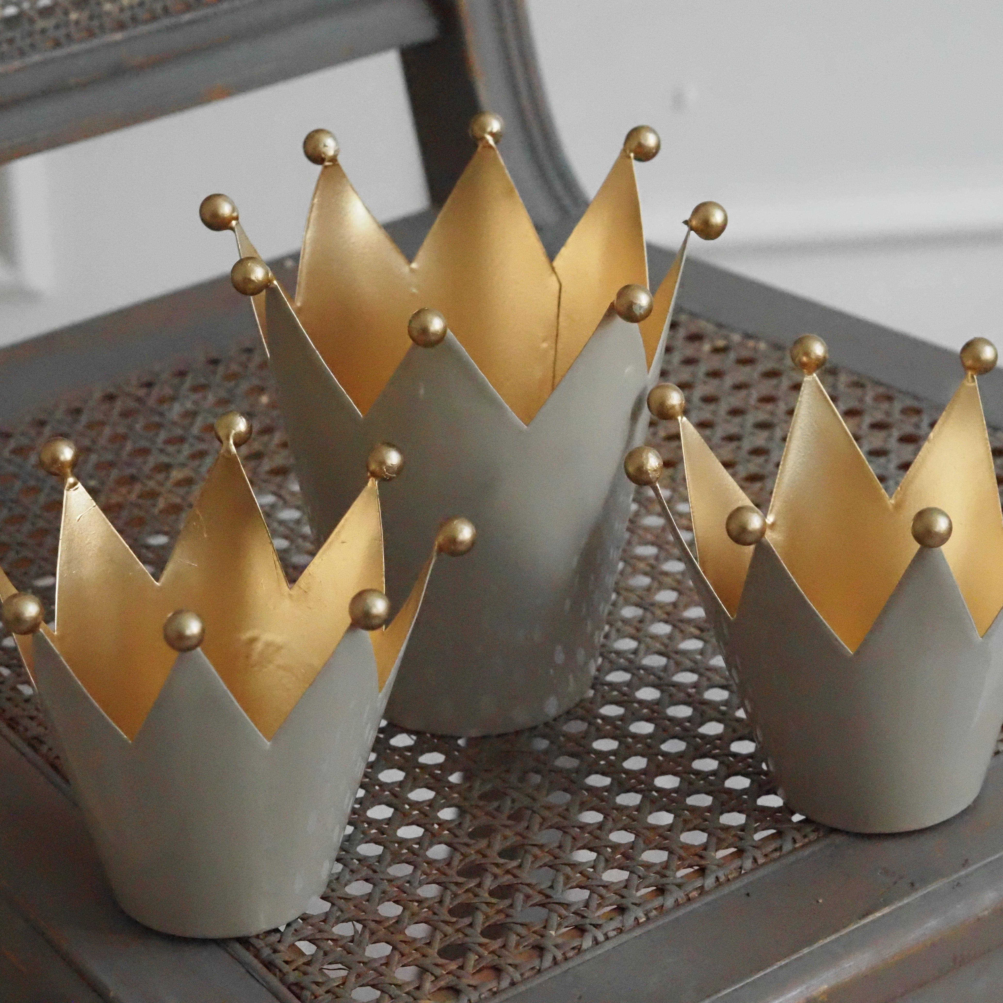 Metallkrone 3er Set · Teelichthalter Taupe Goldfarben