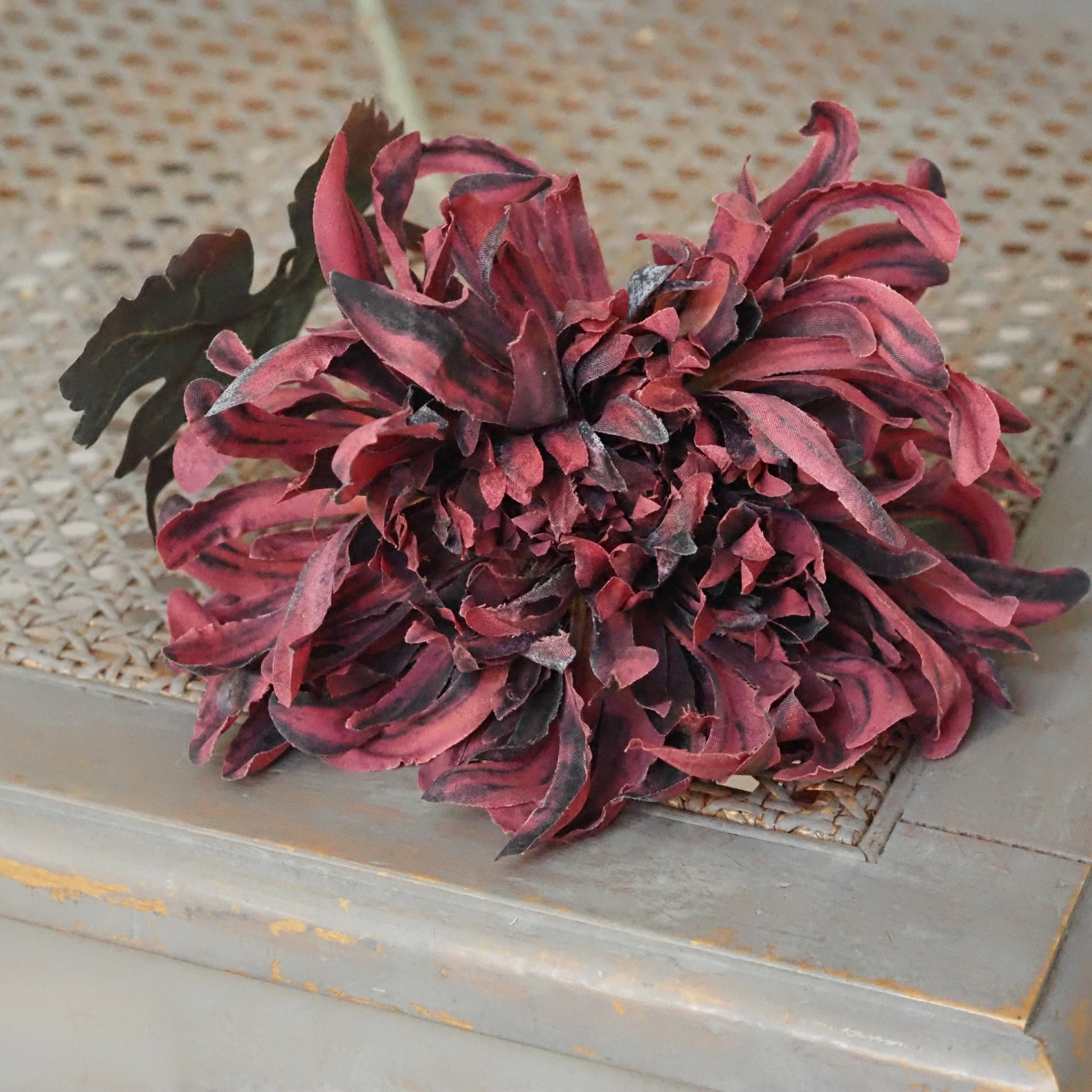 Chrysantheme Burgund · Gefüllte Textilblüte Langstiel