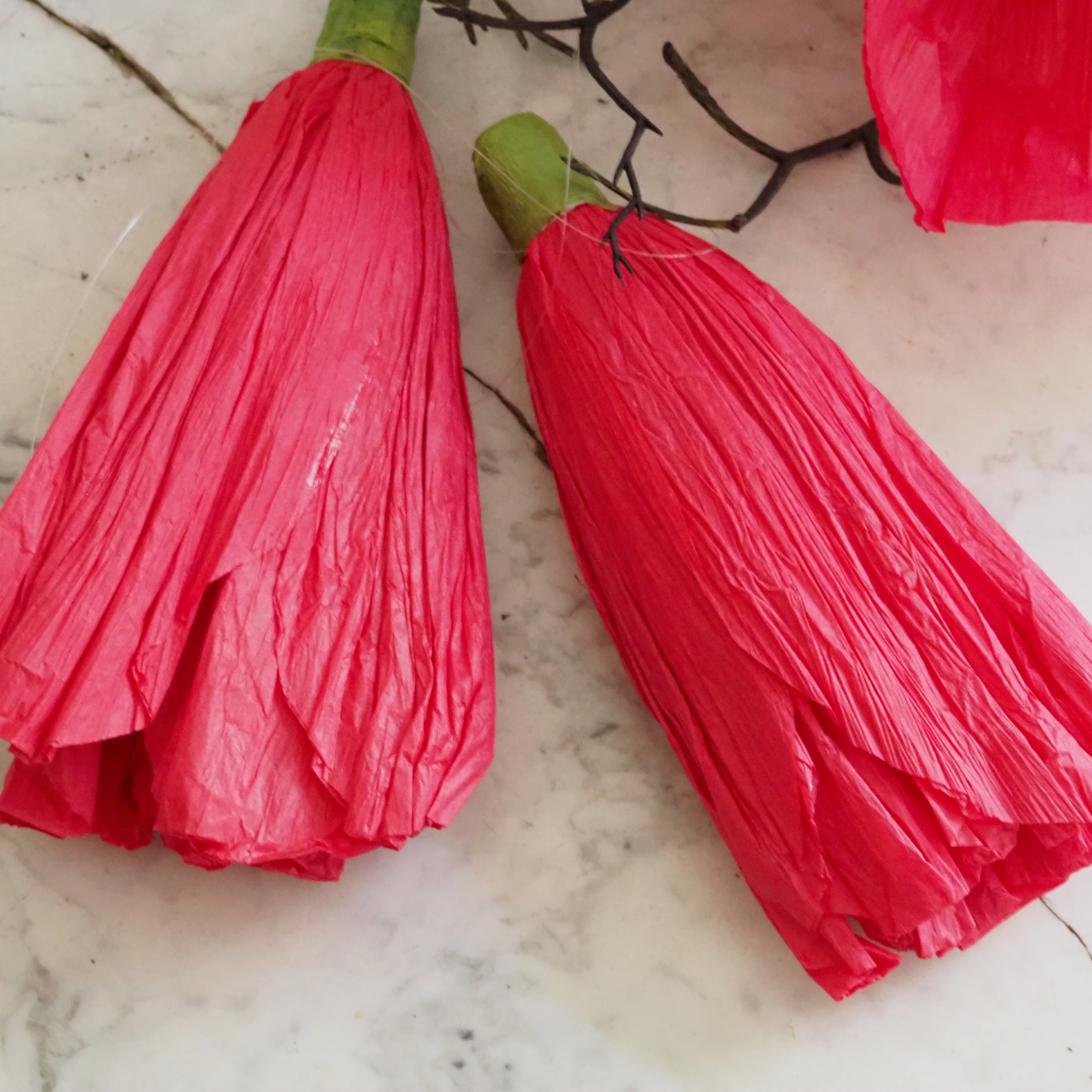 Papierblüte Rot · dekorative Papierblumen im 3er Set, Kunstblume