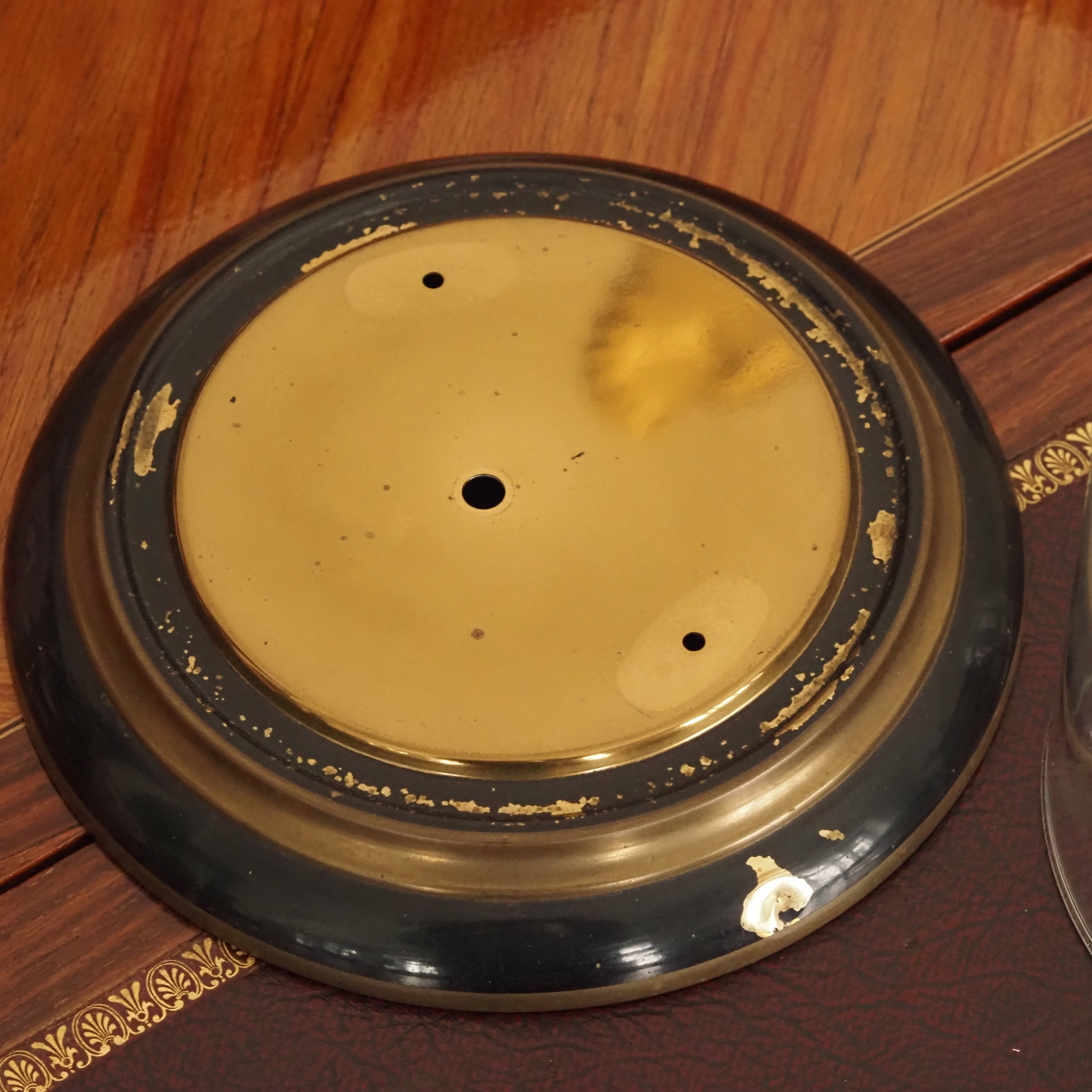 Vintage Glasglocke · Dekokuppel mit Metallfuß