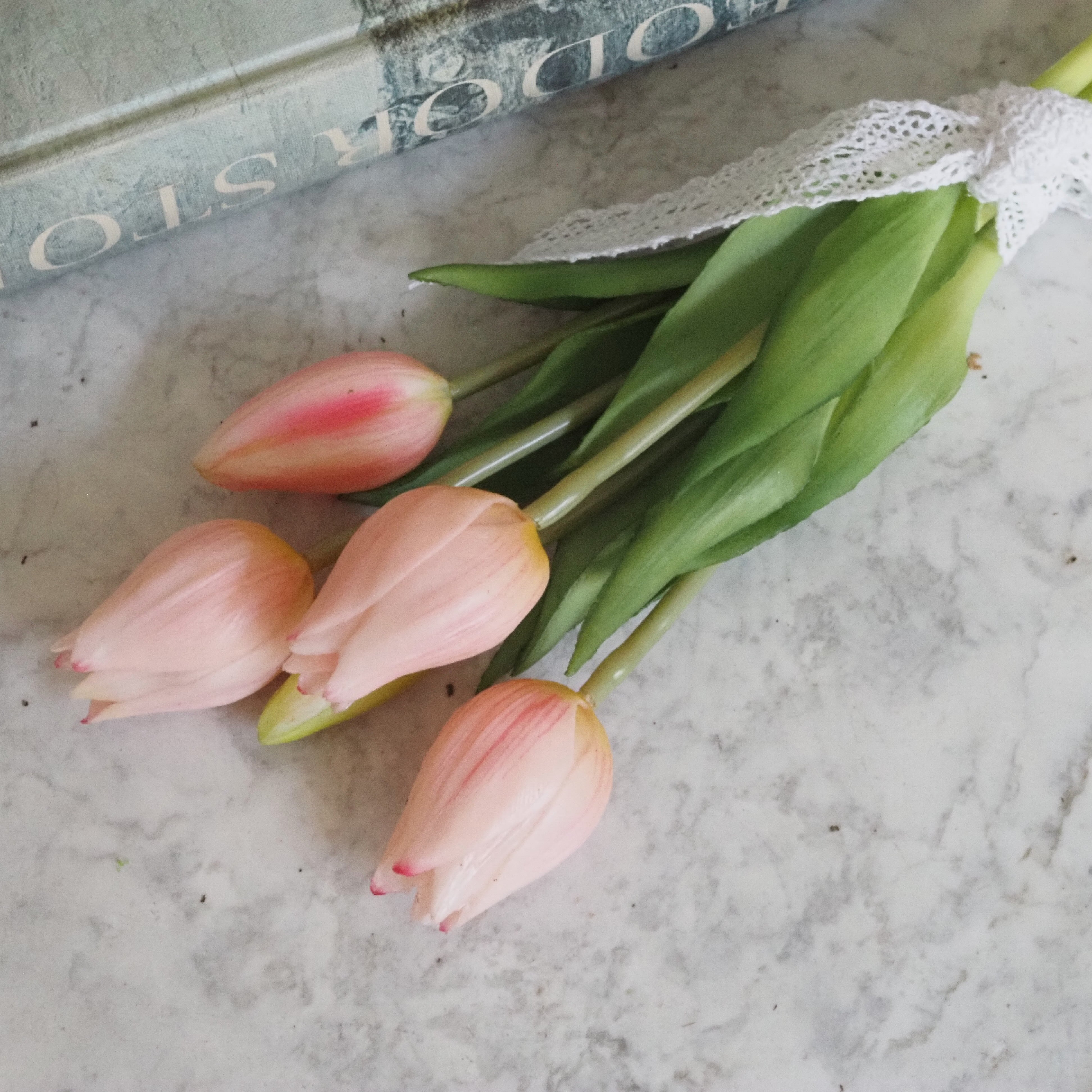 Tulpen Bündel · rosa Textiltulpen · dekorativer Frühlingszweig