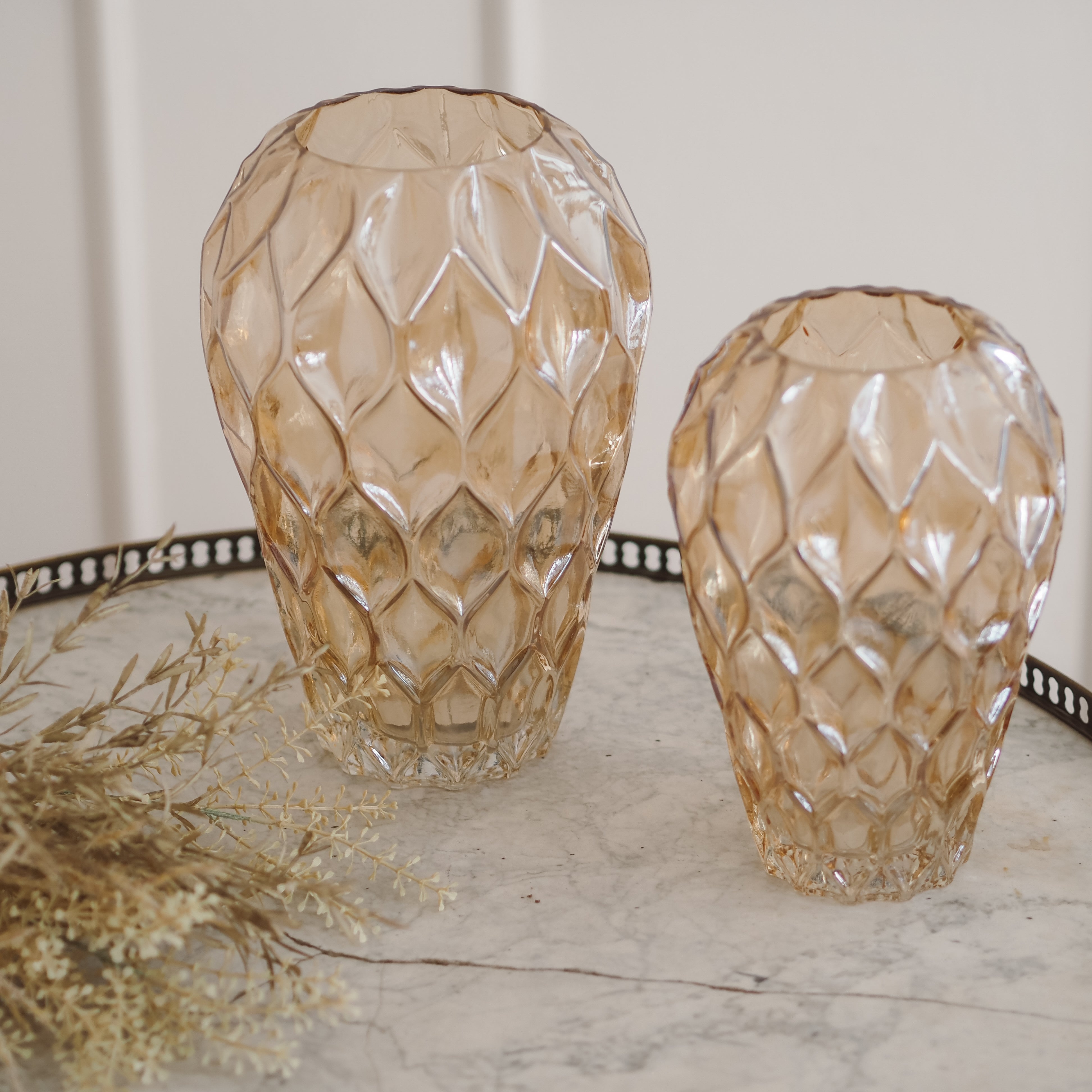 Glasvase Amber · strukturierte Oberfläche · Pressglas Stil