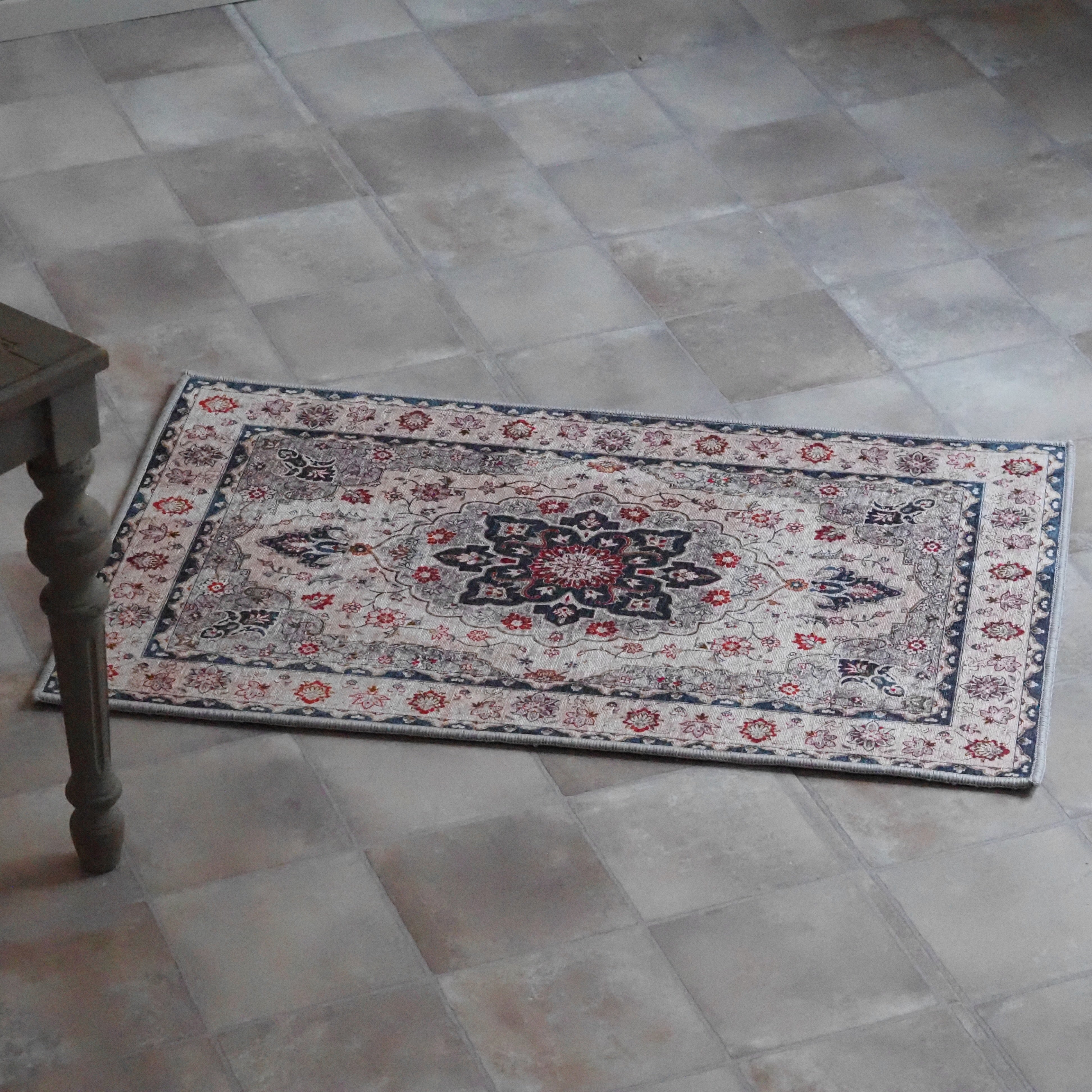 Teppich 50x80 cm · Medaillonmuster in Vintage-Waschoptik