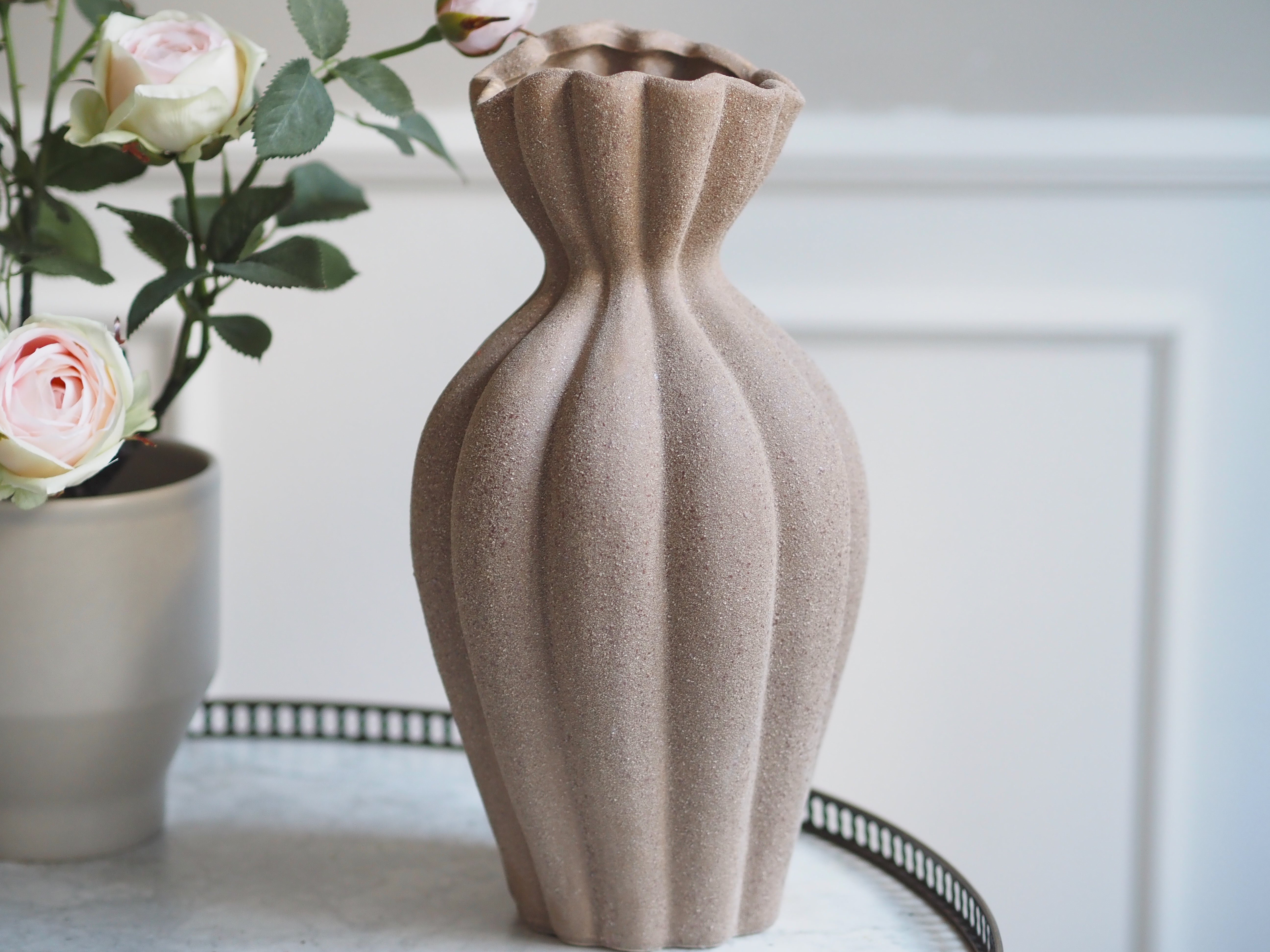 Keramik Vase sandfarben · strukturierte Design Vase modern / Blumenvase