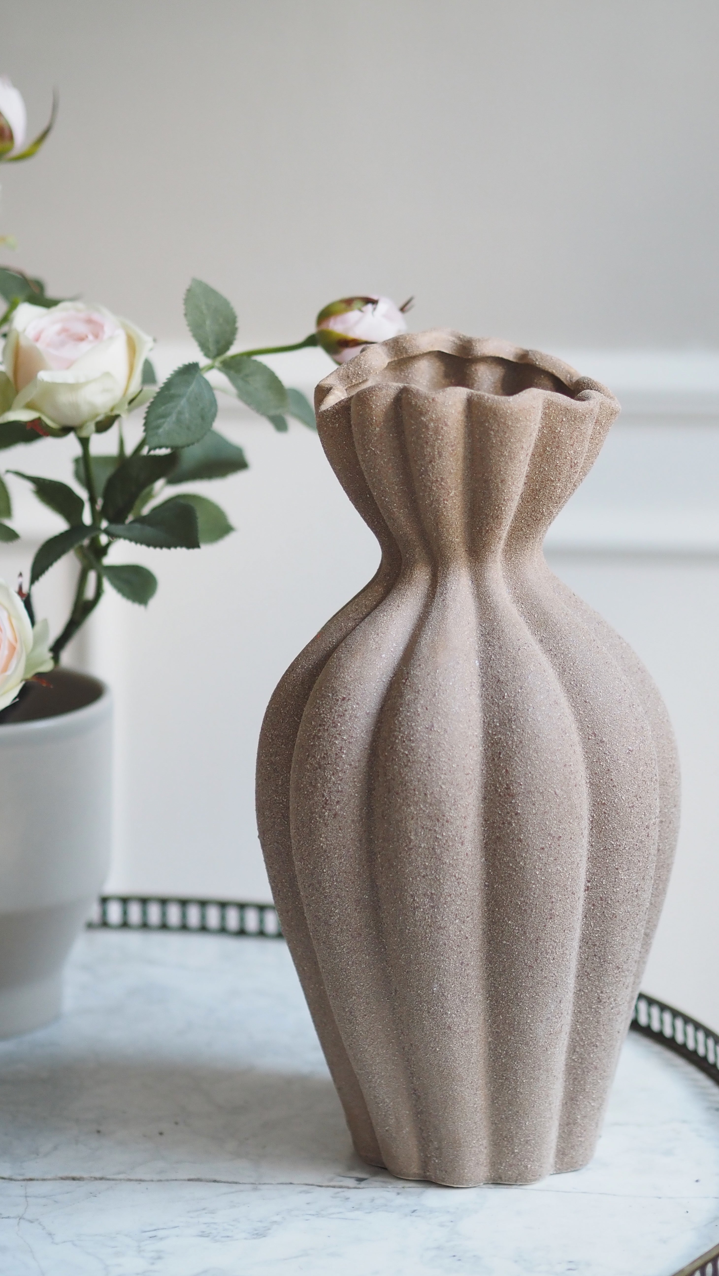 Keramik Vase sandfarben · strukturierte Design Vase modern / Blumenvase