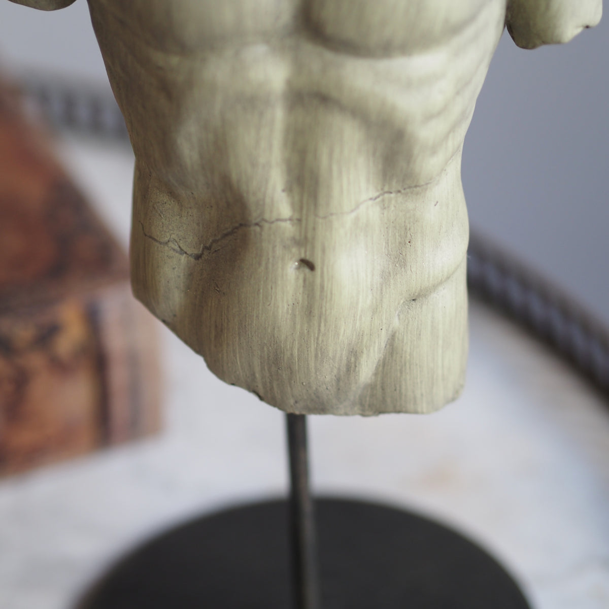 Torso-Büste auf Standfuß · antike Skulpturinterpretation