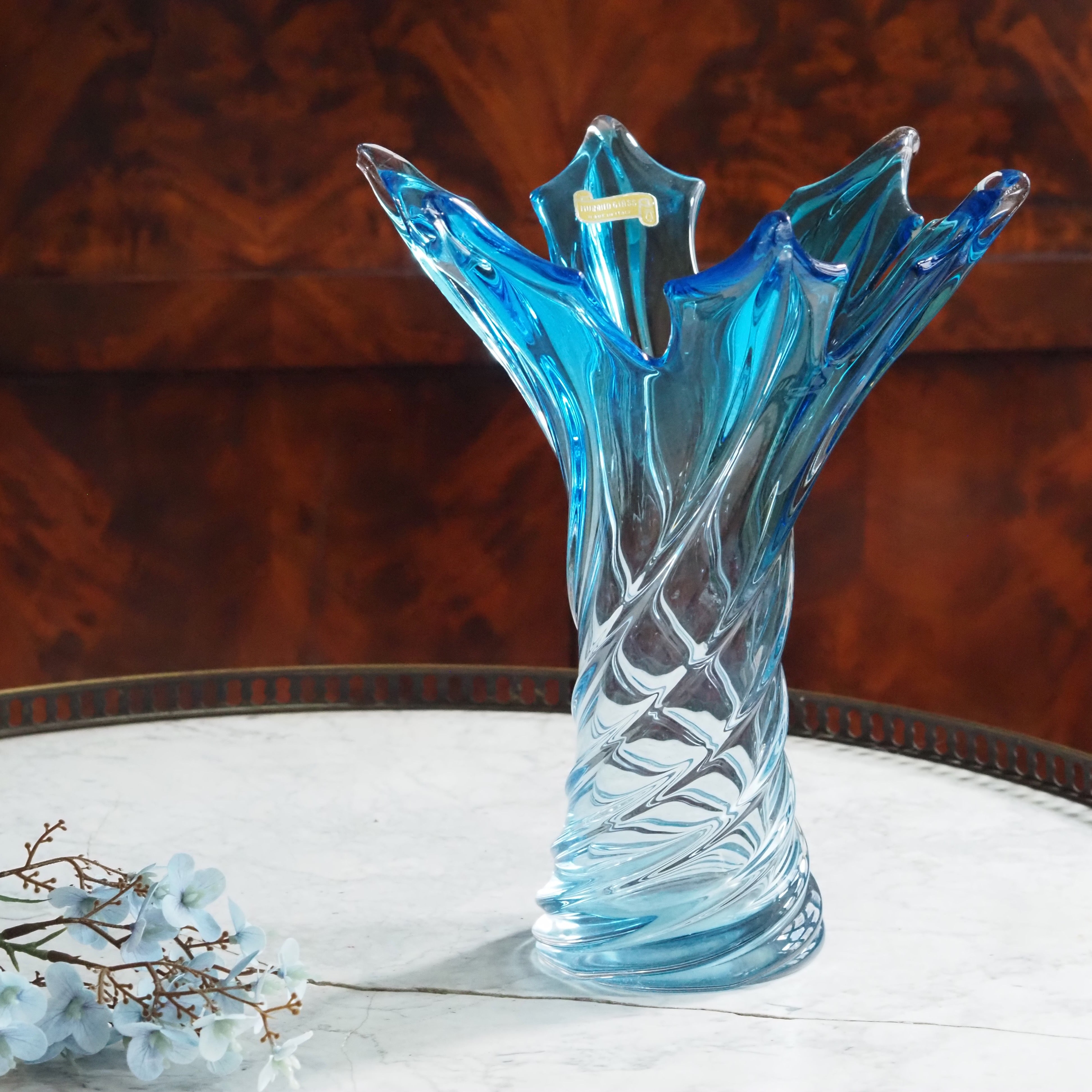 Murano Glasvase Aquablau · Mundgeblasenes Kunstglas mit Flammenform, Made in Italy