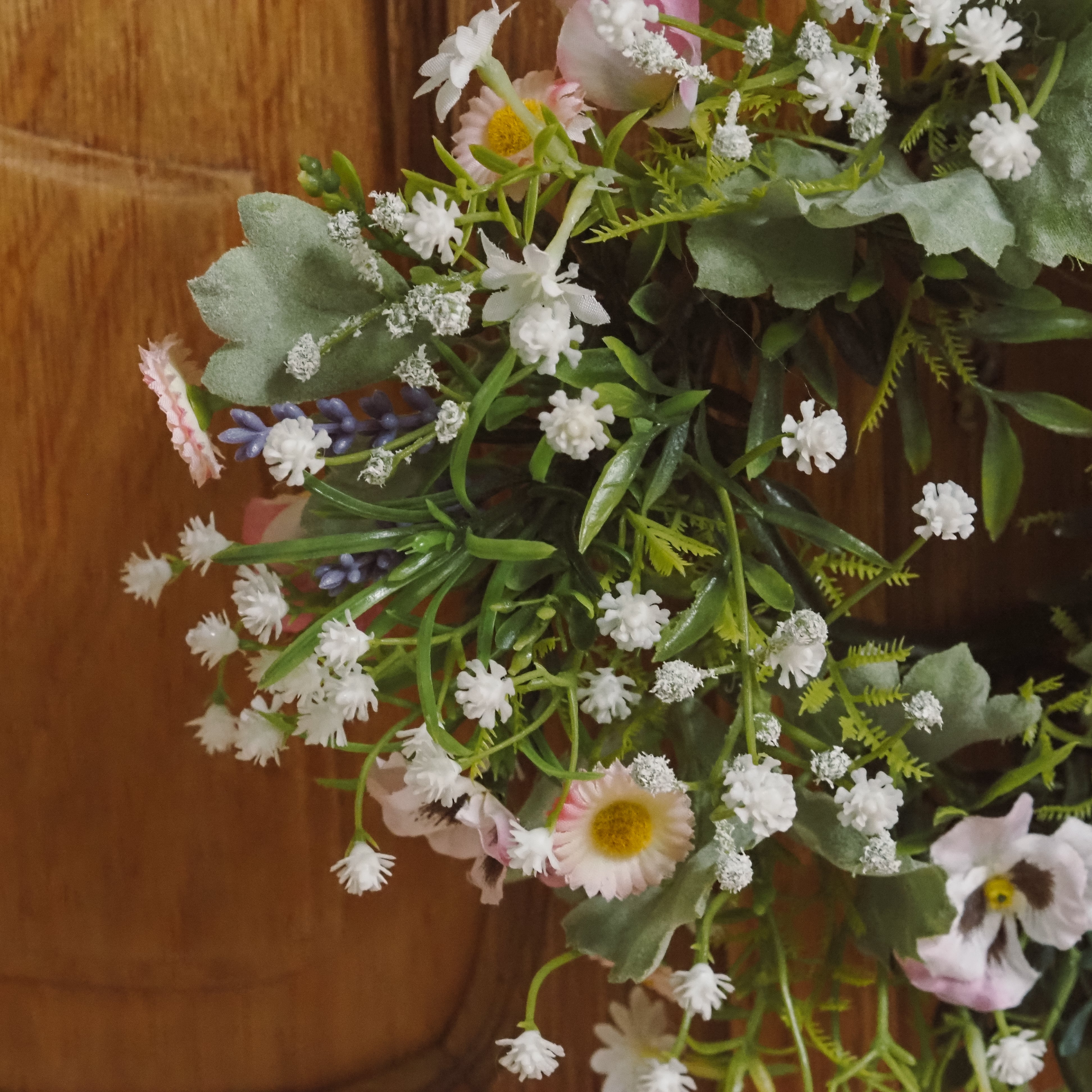 Blütenkranz · Frühlingskranz mit Rosen und Margeriten