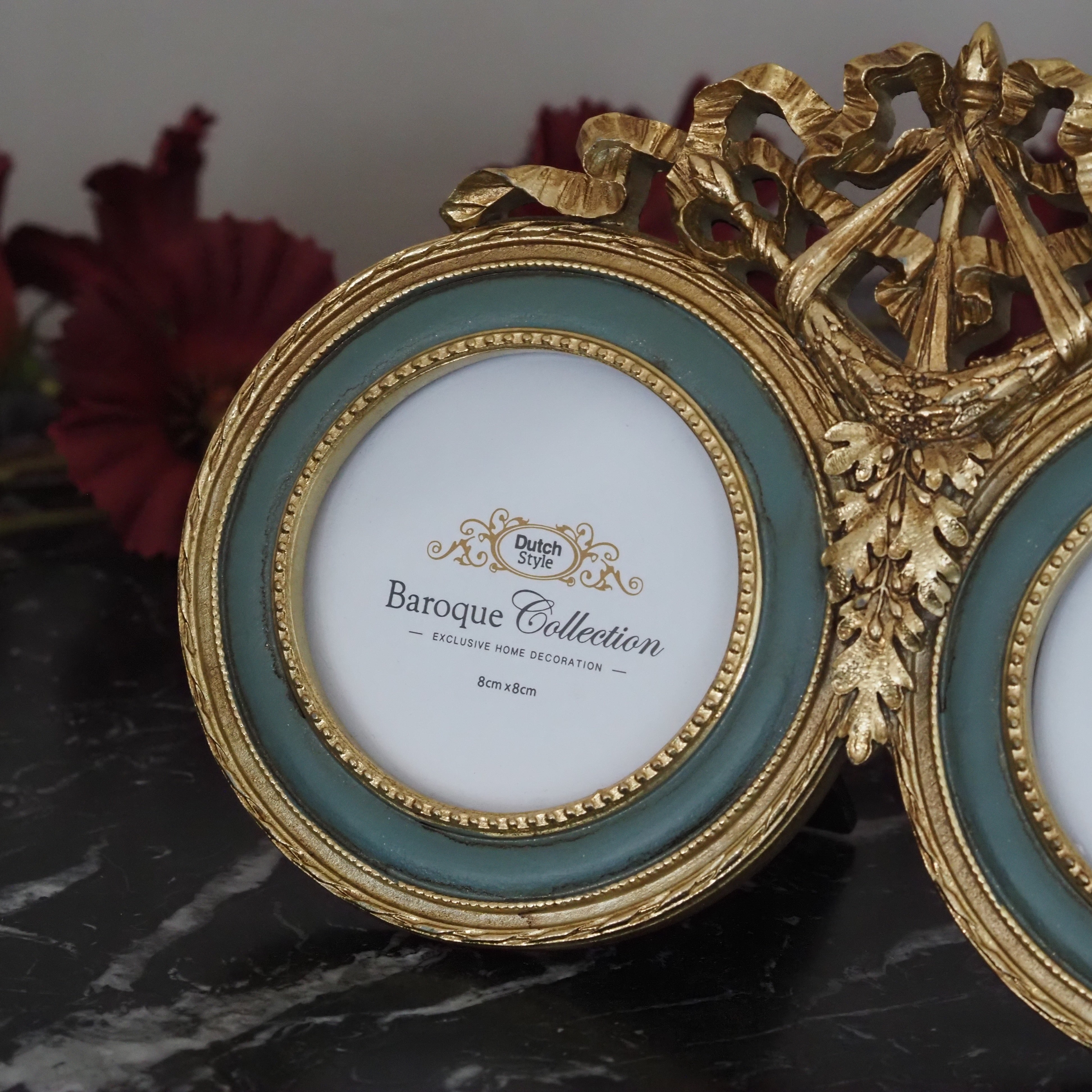 Doppelbilderrahmen 8×8 cm · Barock Schleife Gold Salbeigrün
