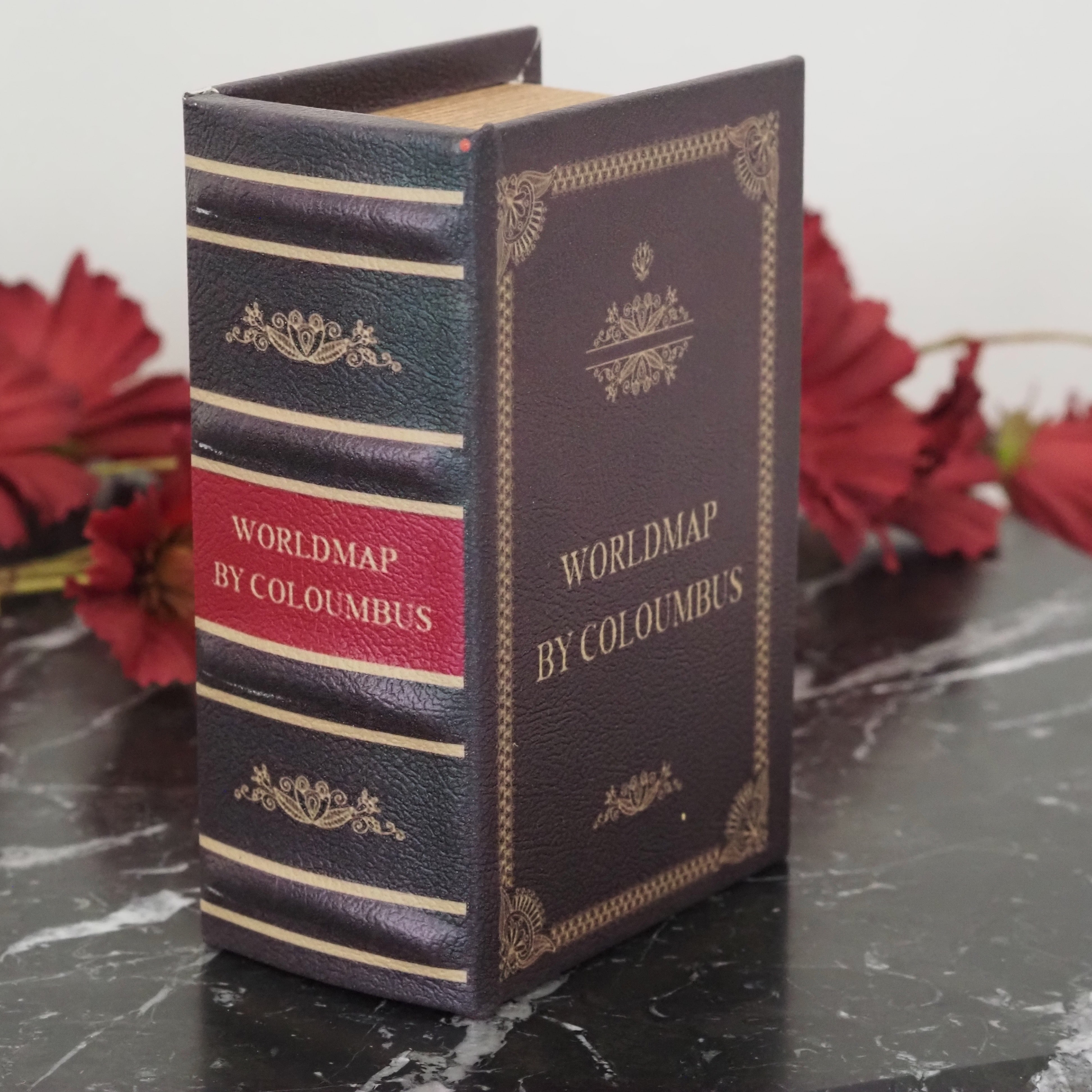 Aufbewahrungsbuch Weltkarte Columbus · Buchbox im historischen Stil